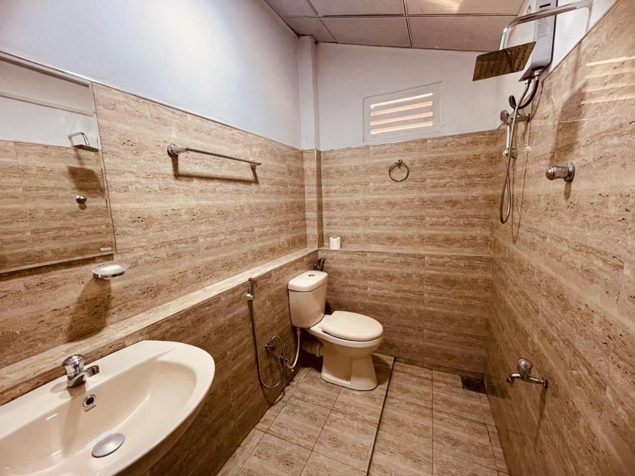 Lake Classical Guest House Double Room 3