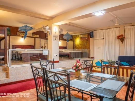Creek Edge Apartment 