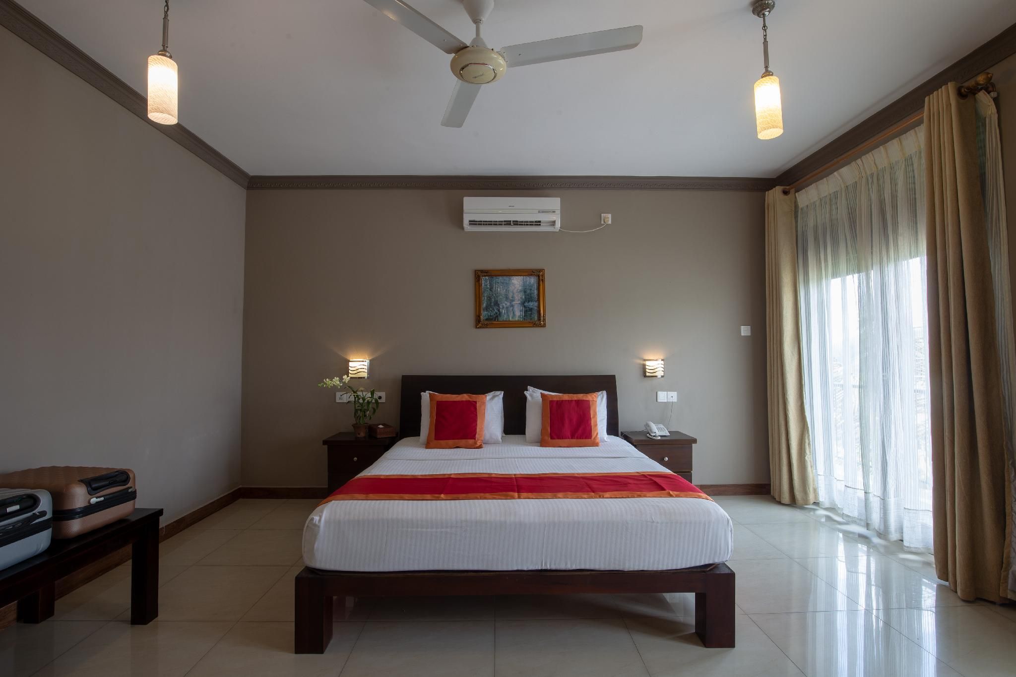 Delux Double Room with Balcony