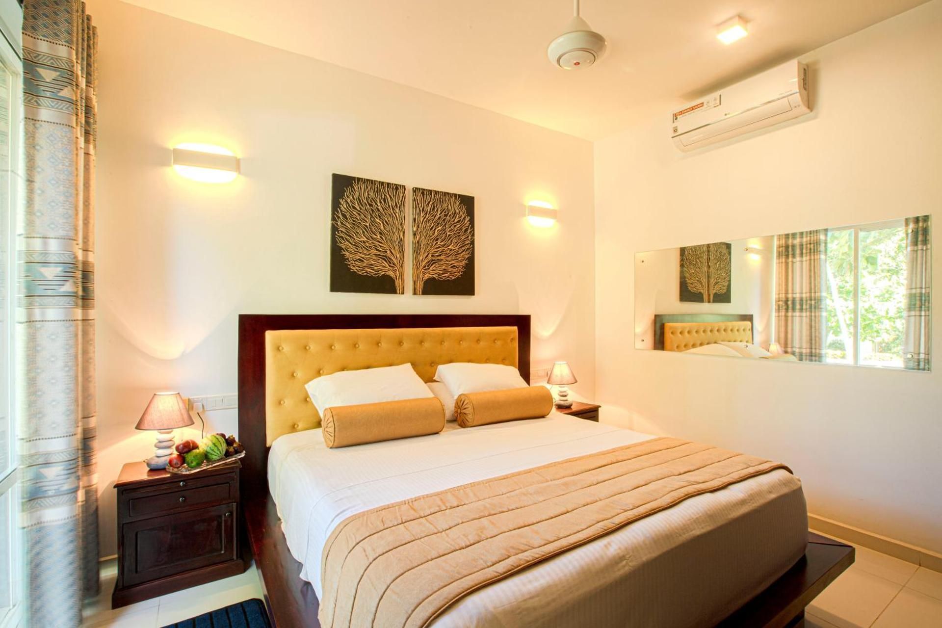 Lake Villas Premium Kandy Standard Villa 2