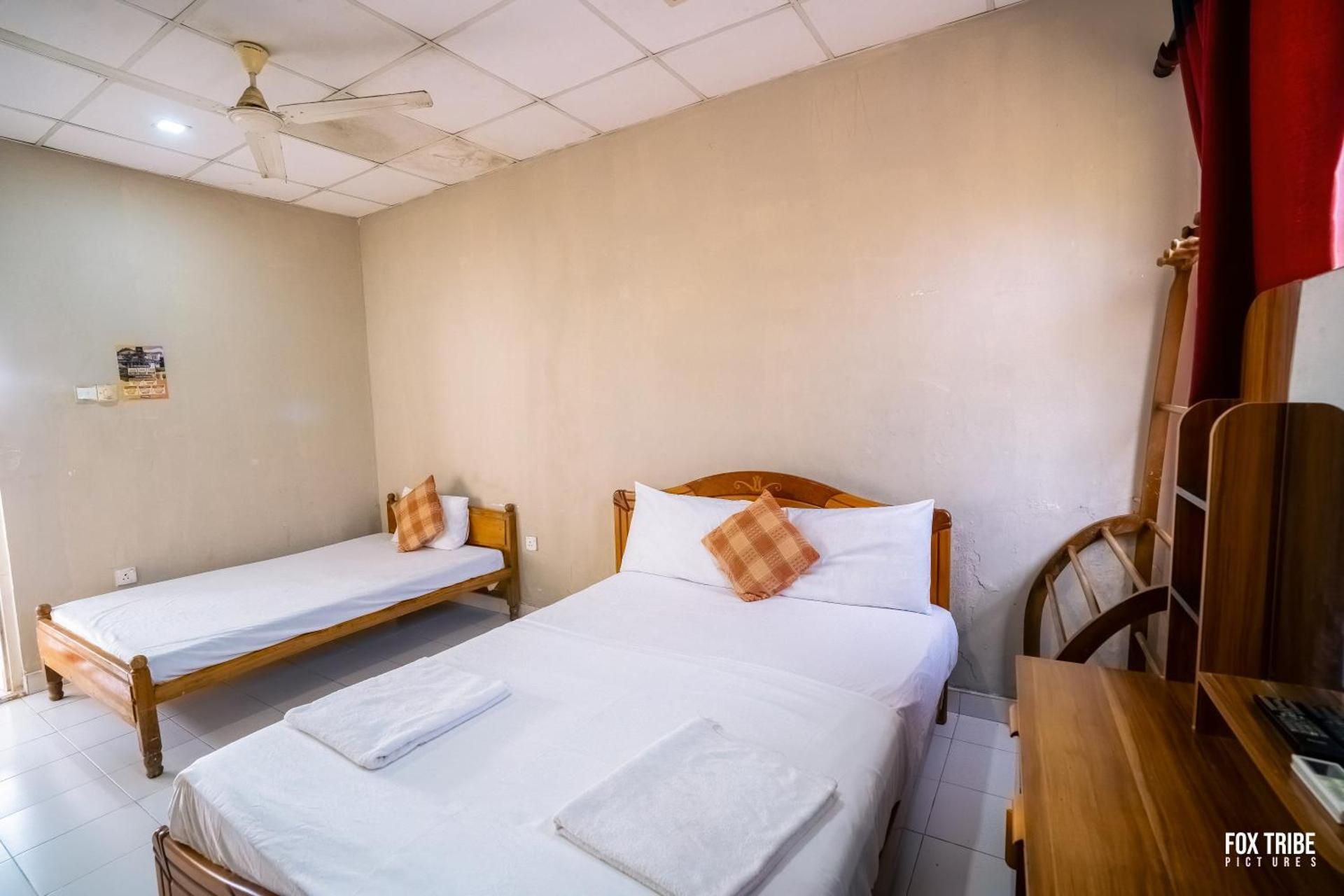 Deluxe Family Suite