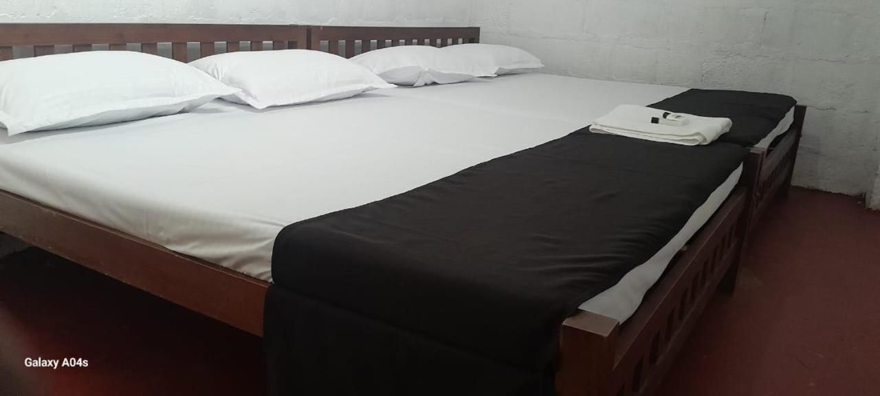 Pure Land Villa Basic Triple Room