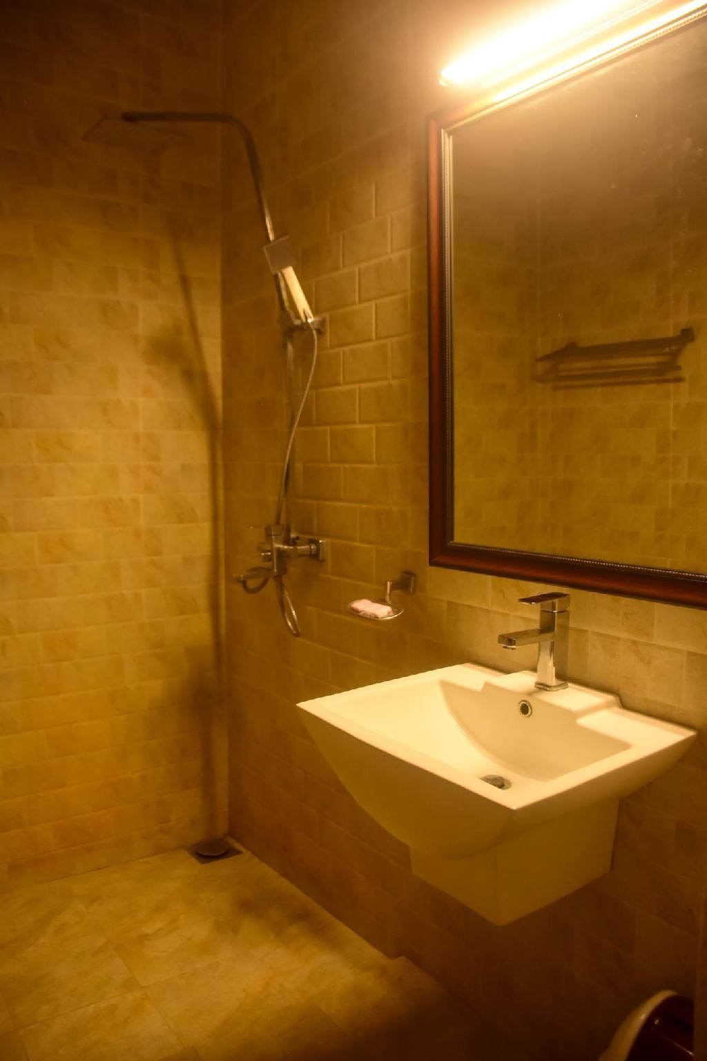 Elephant Eye Hotel Triple Deluxe 3