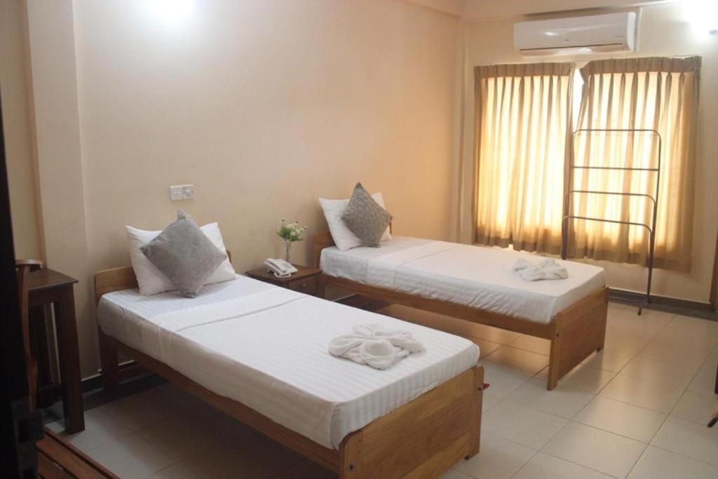 Deluxe Double Room (2 Adults + 1 Child)