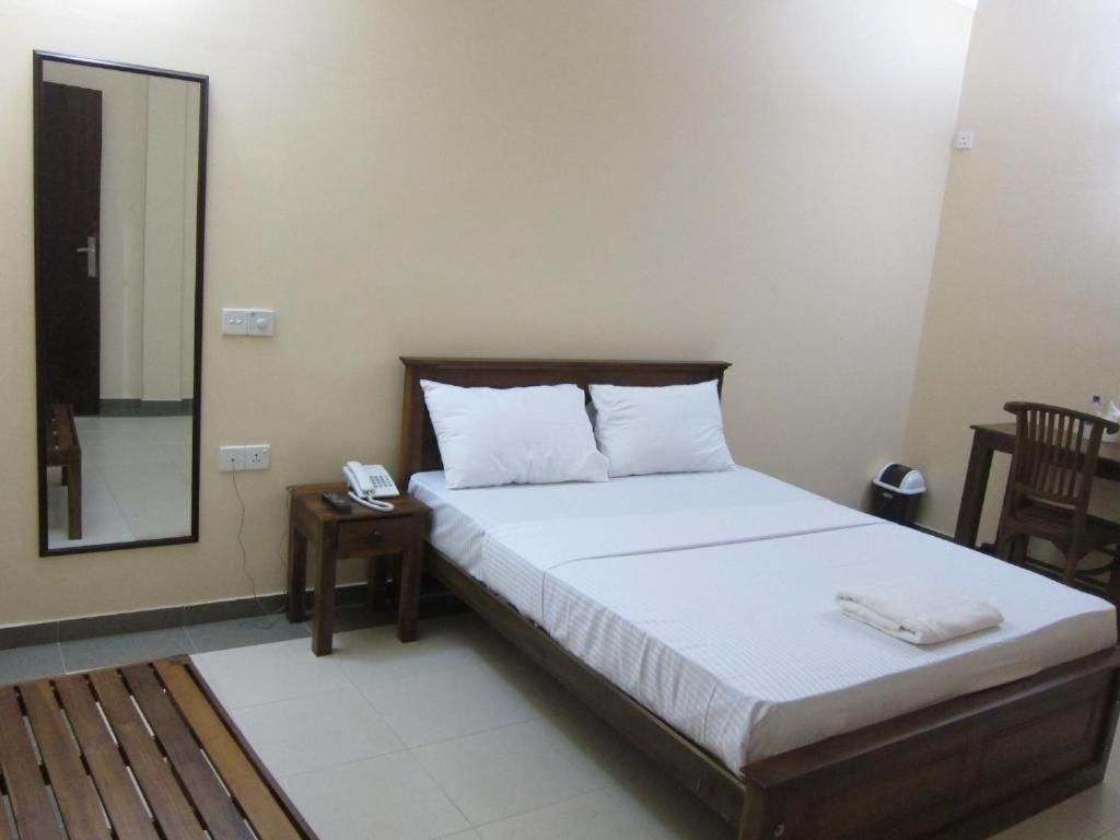 Deluxe Double Room (2 Adults + 1 Child)