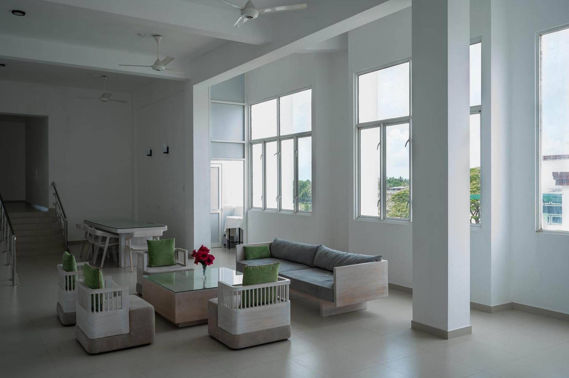 Hotel Oviya Family Suite with Balcony 3