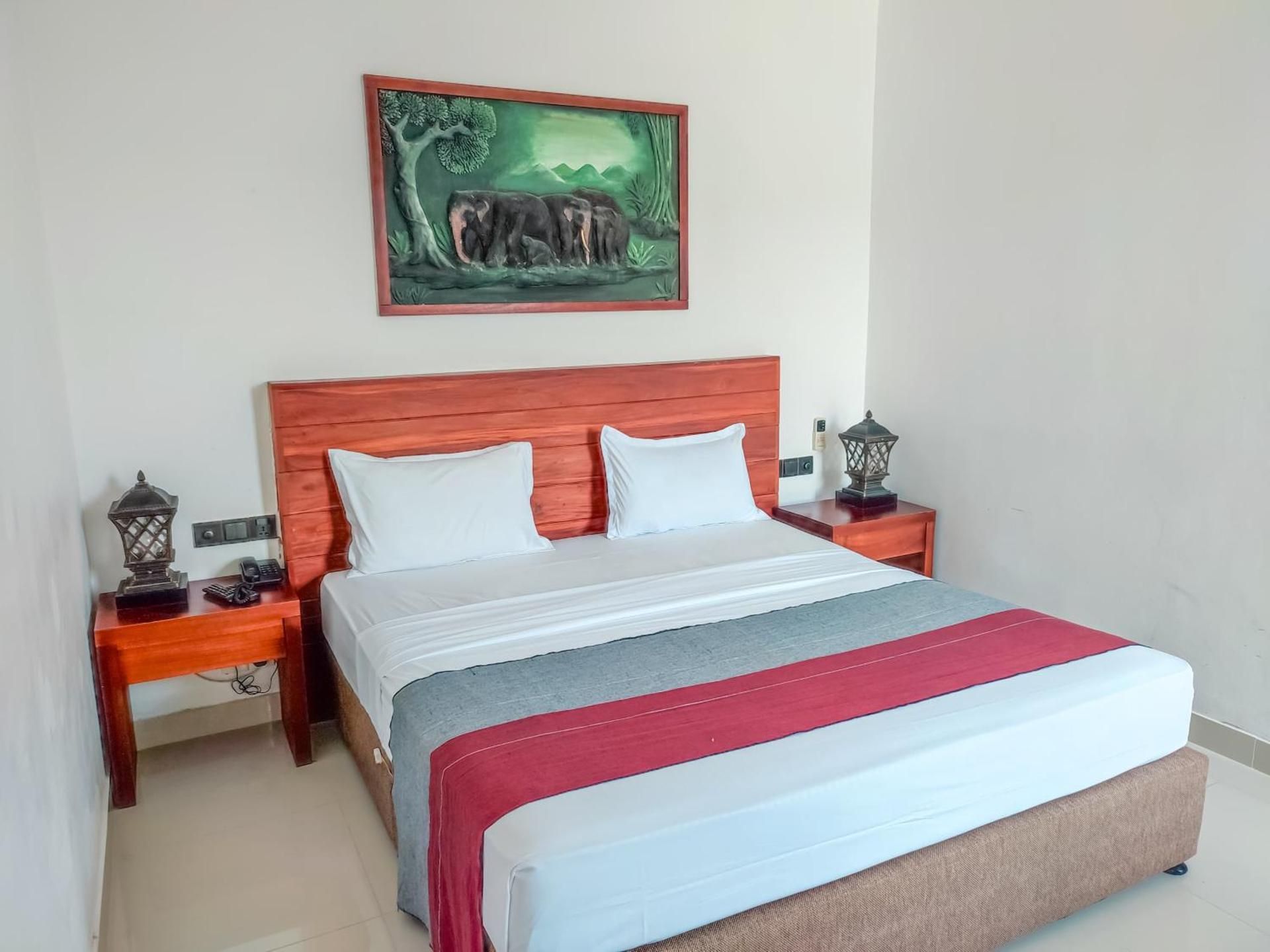 Deluxe Room with Pool View