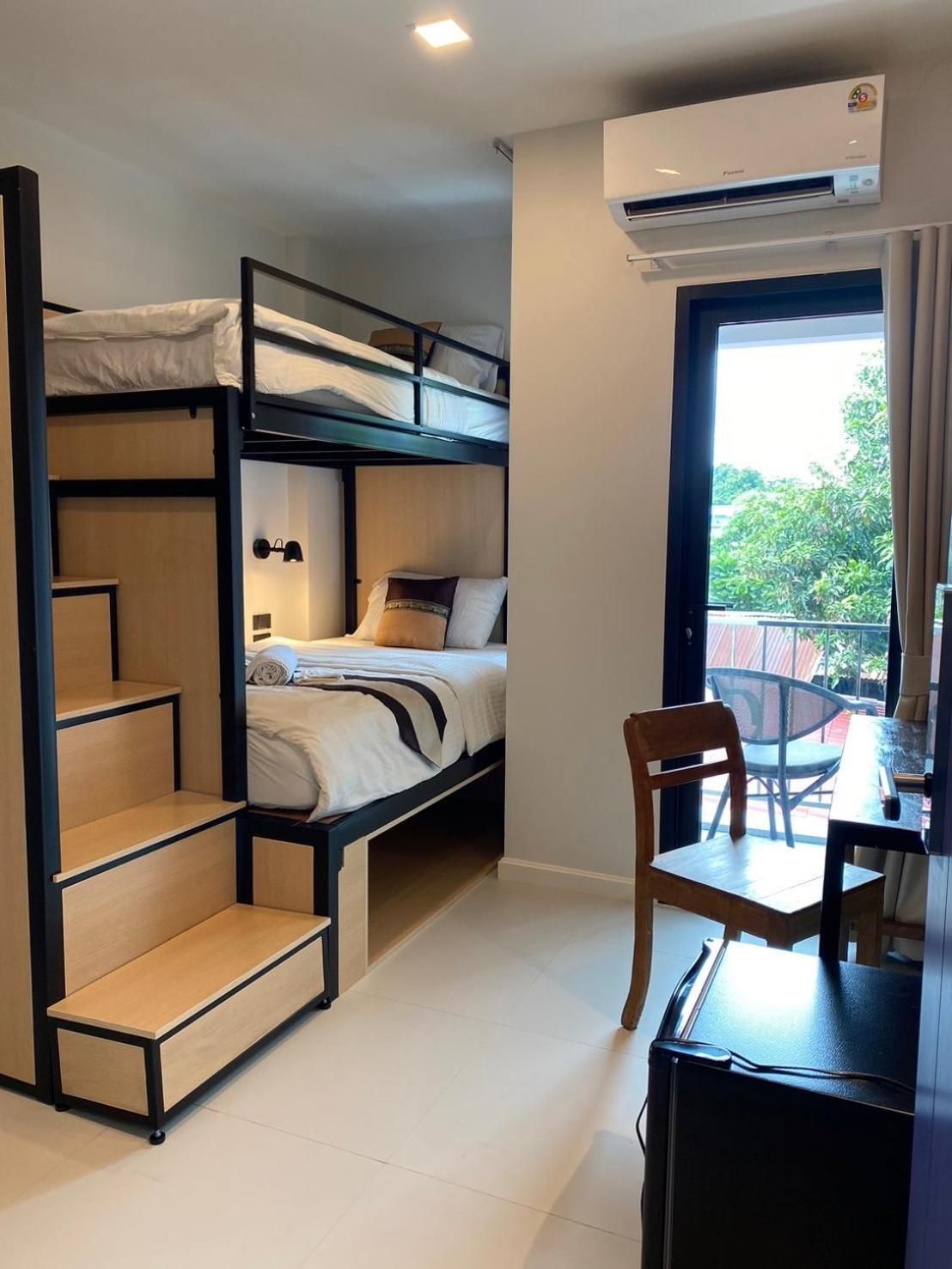 Twin Room with Private Bathroom