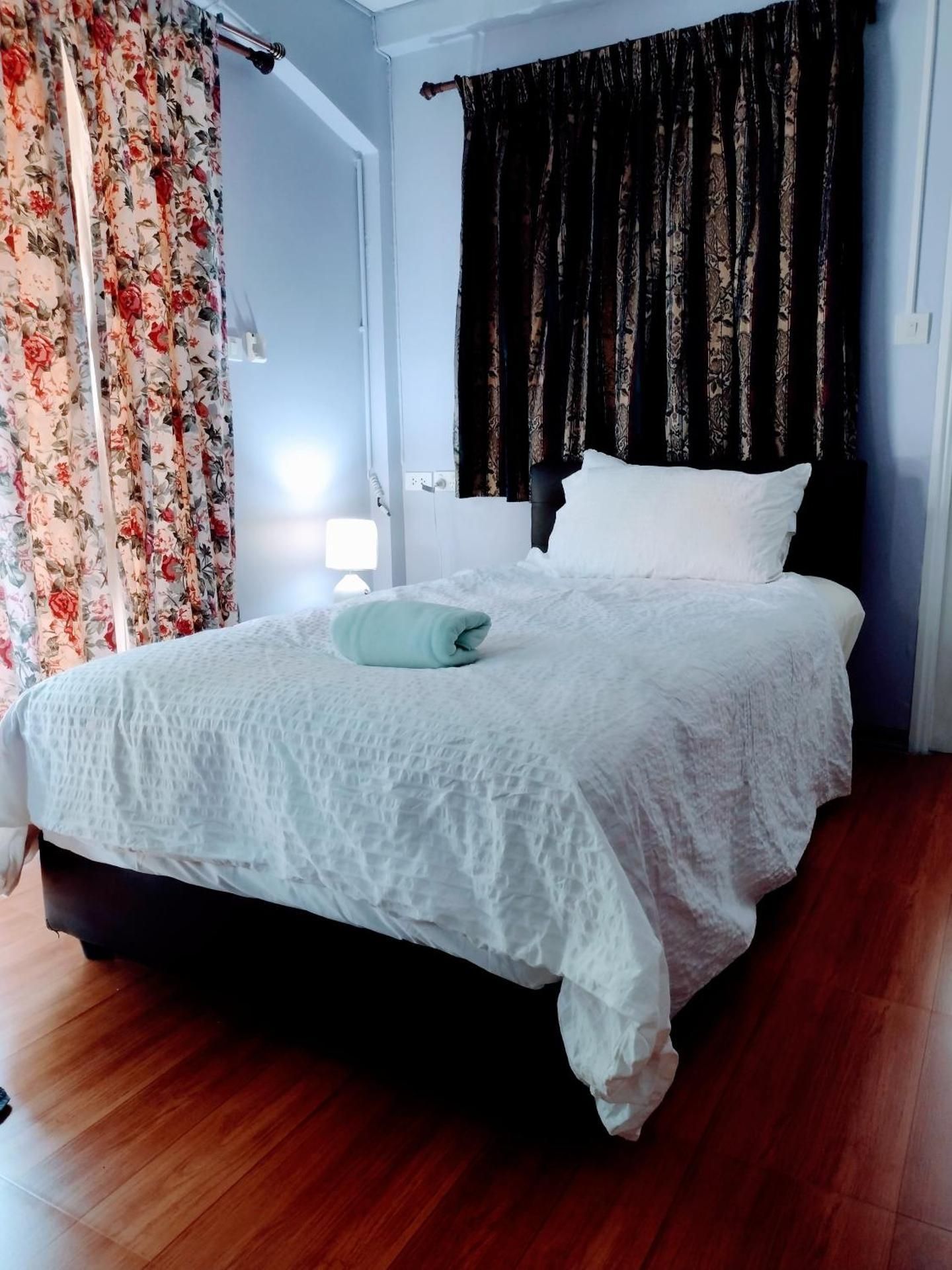Mango Tree Guestroom