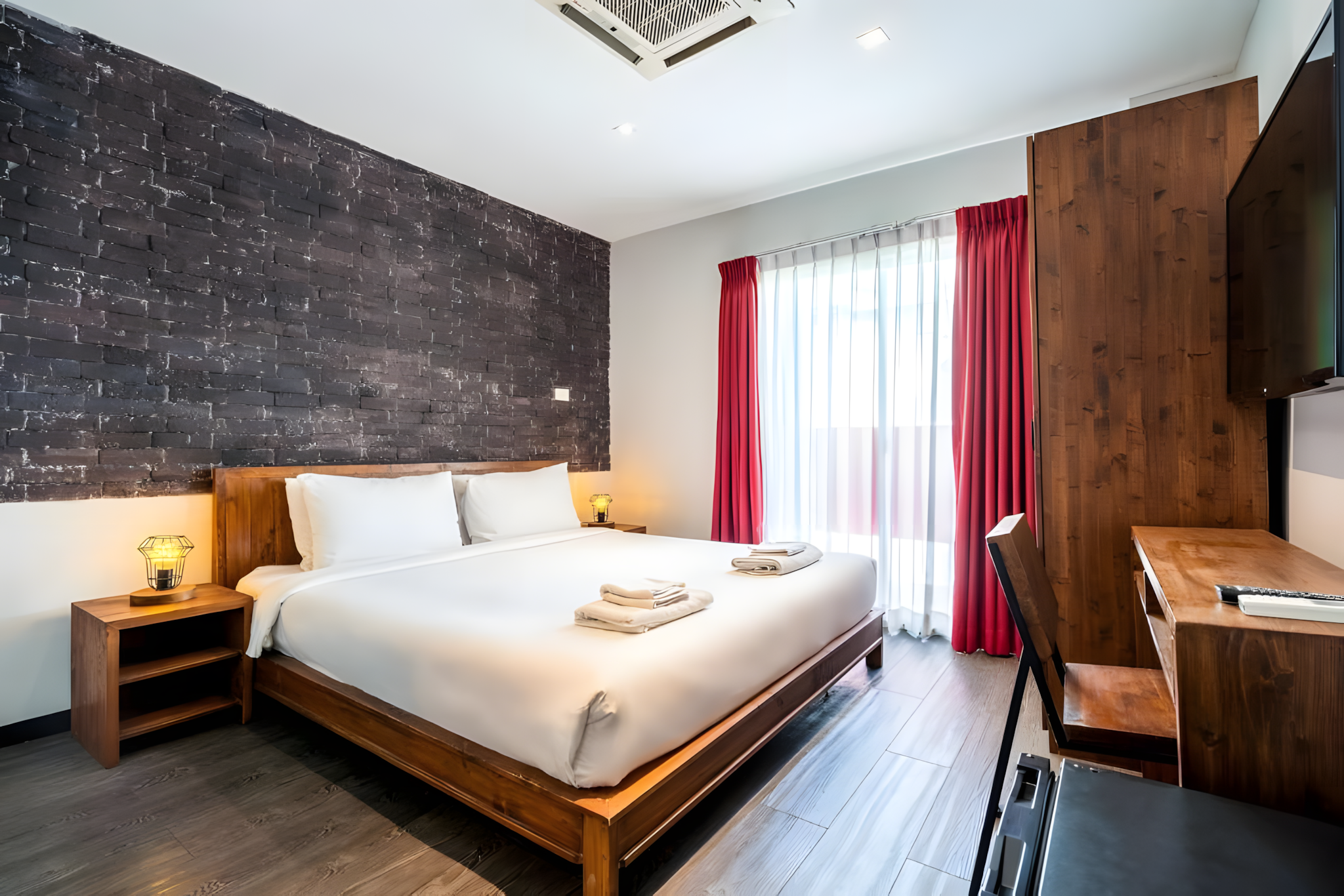 Balcony King Room