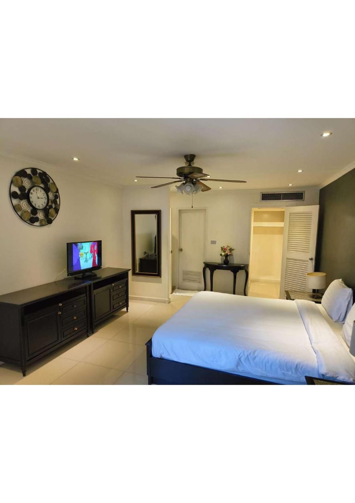 One-Bedroom Suite