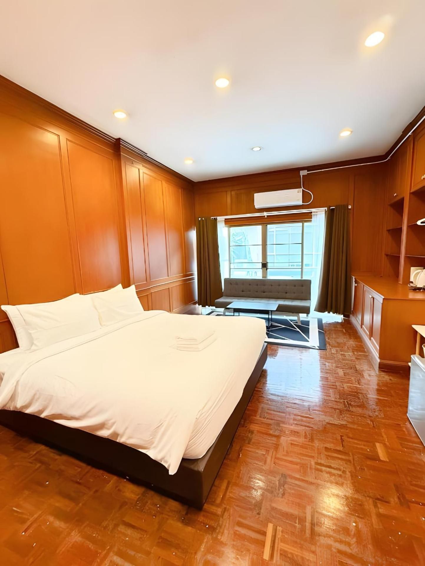 Deluxe Double Studio
