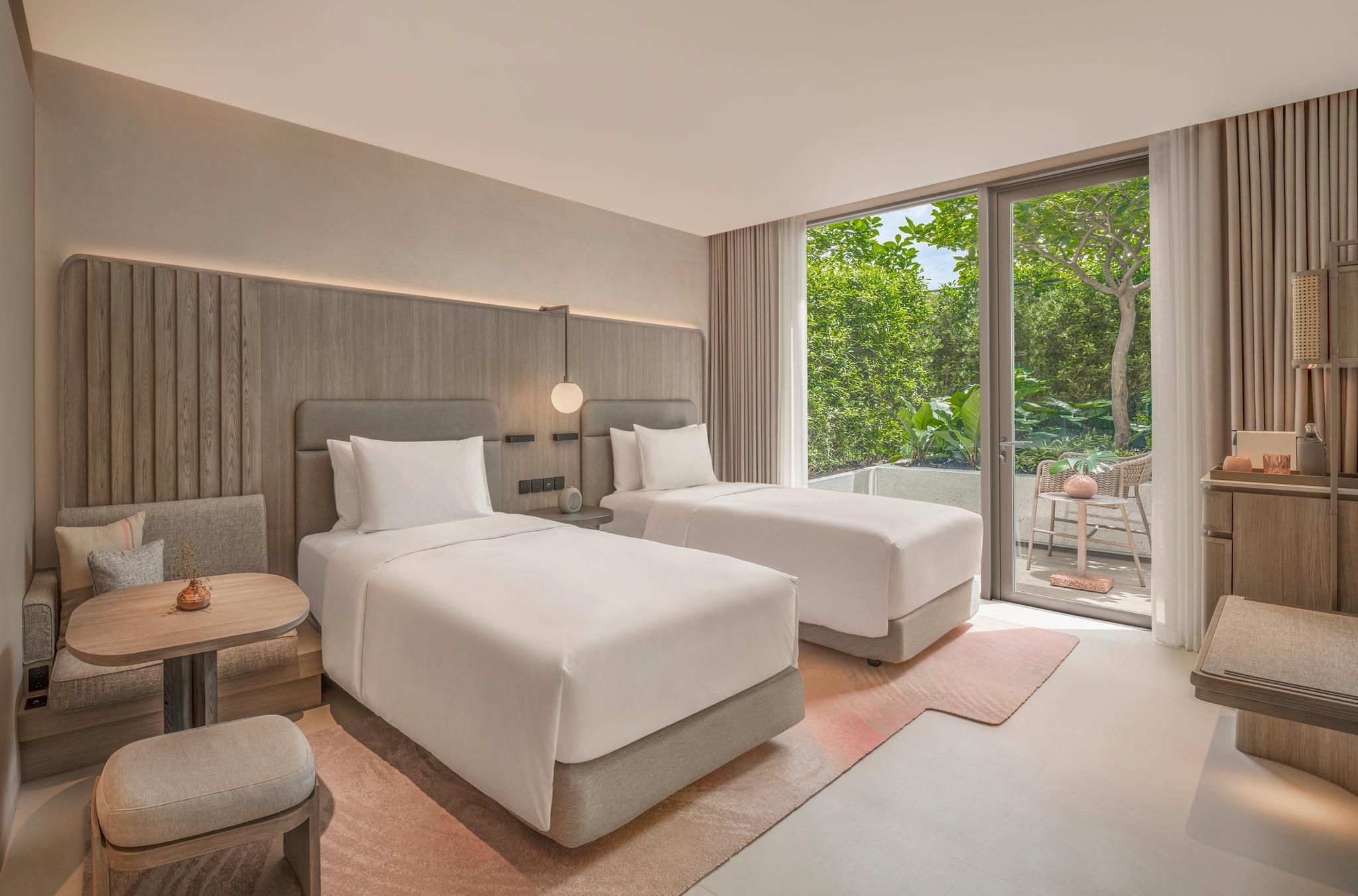 Twin Courtyard Room