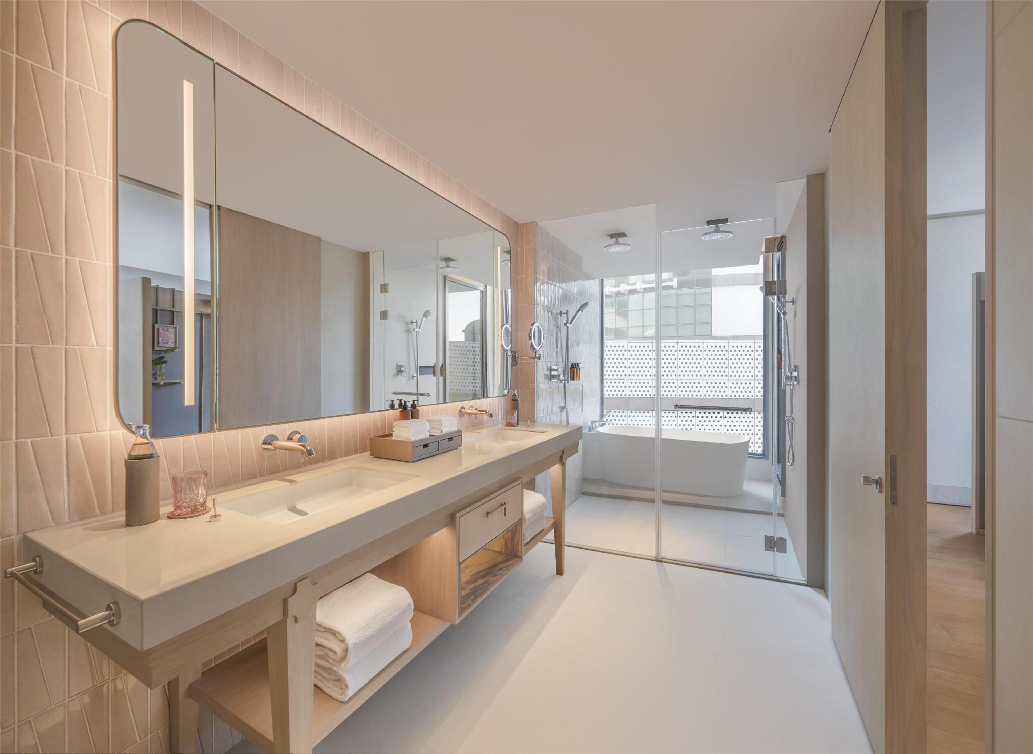 King KROMO Suite