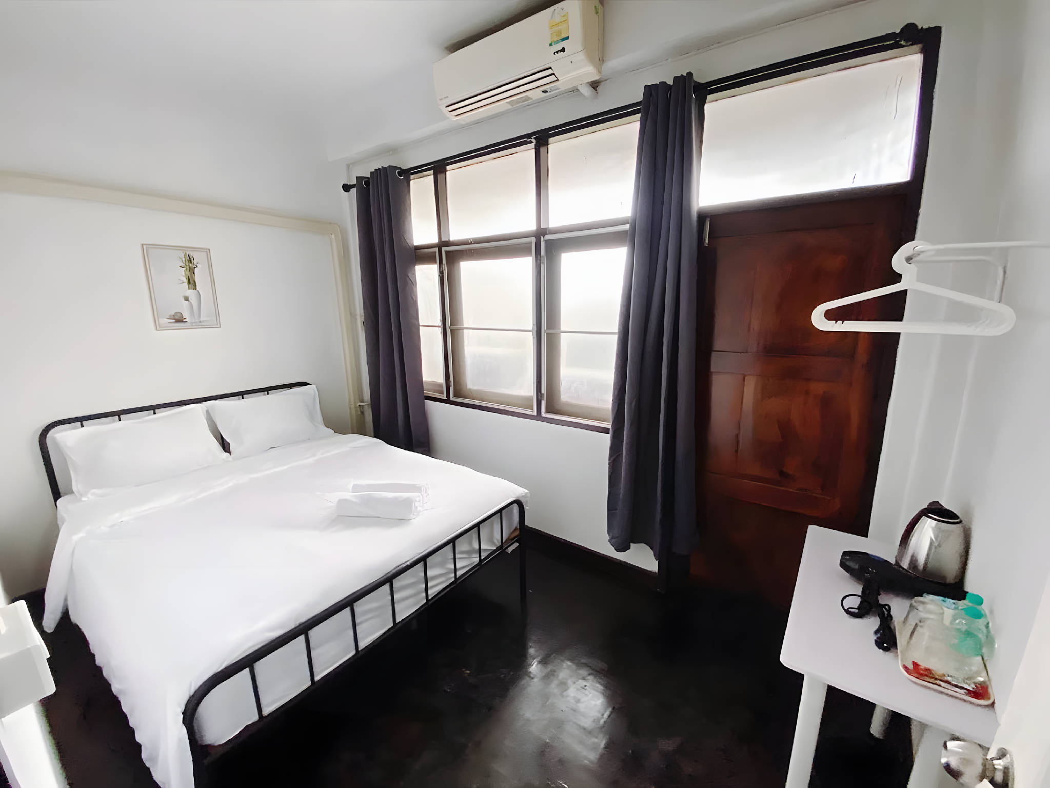 Double Room with Share Bathroom