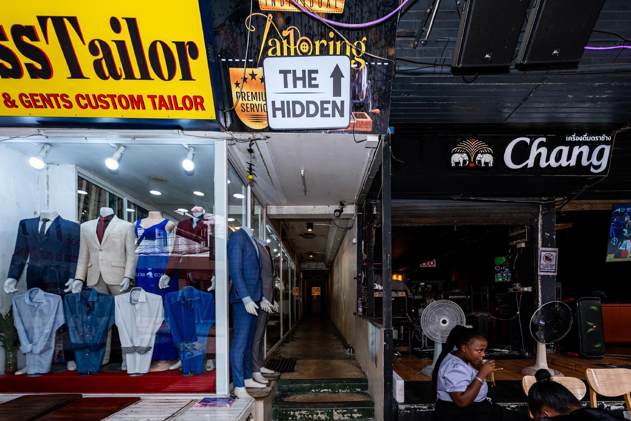 The Hidden Khaosan (รามบุตรี)