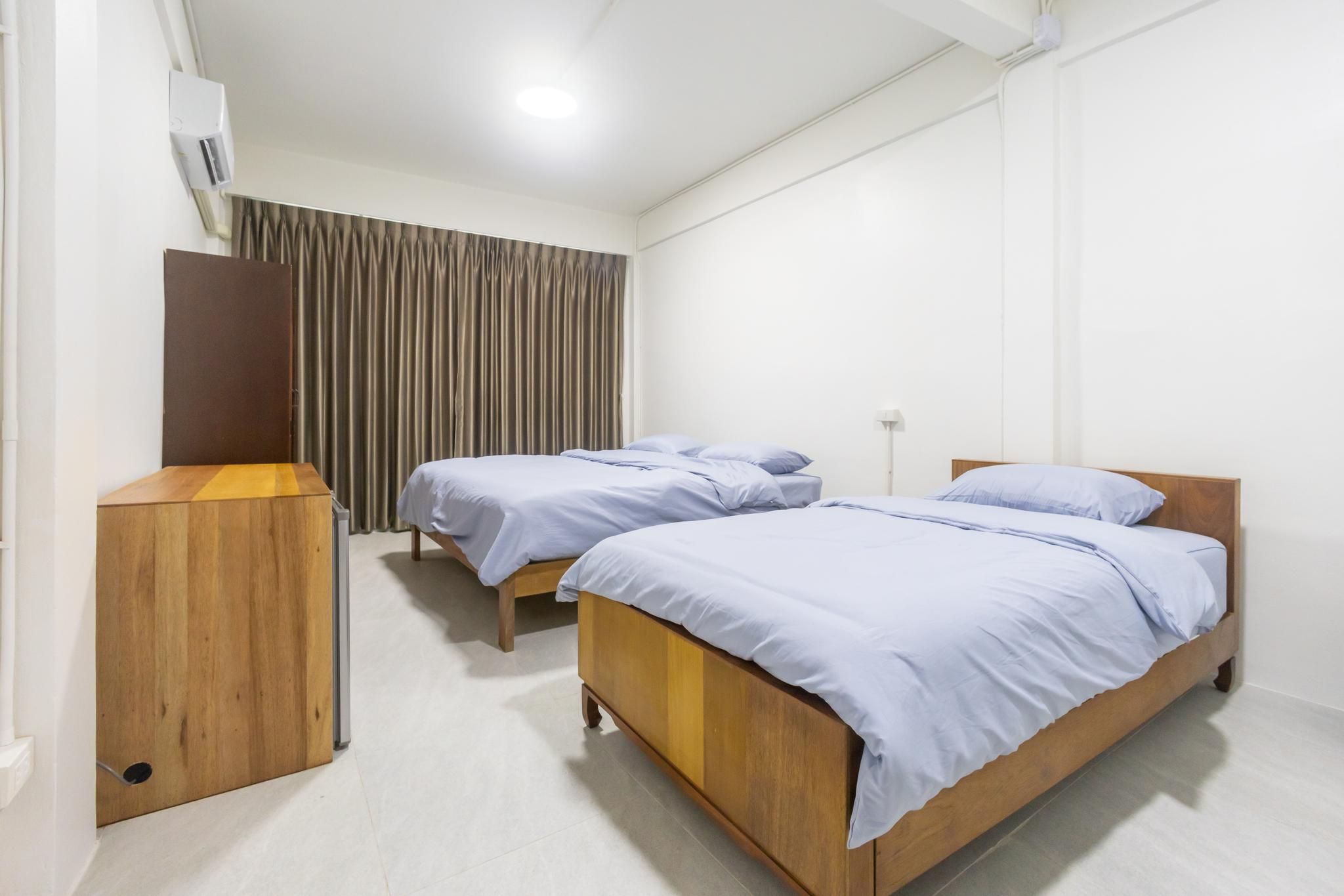 Triple Room - 1 King Bed and 1 Single Bed