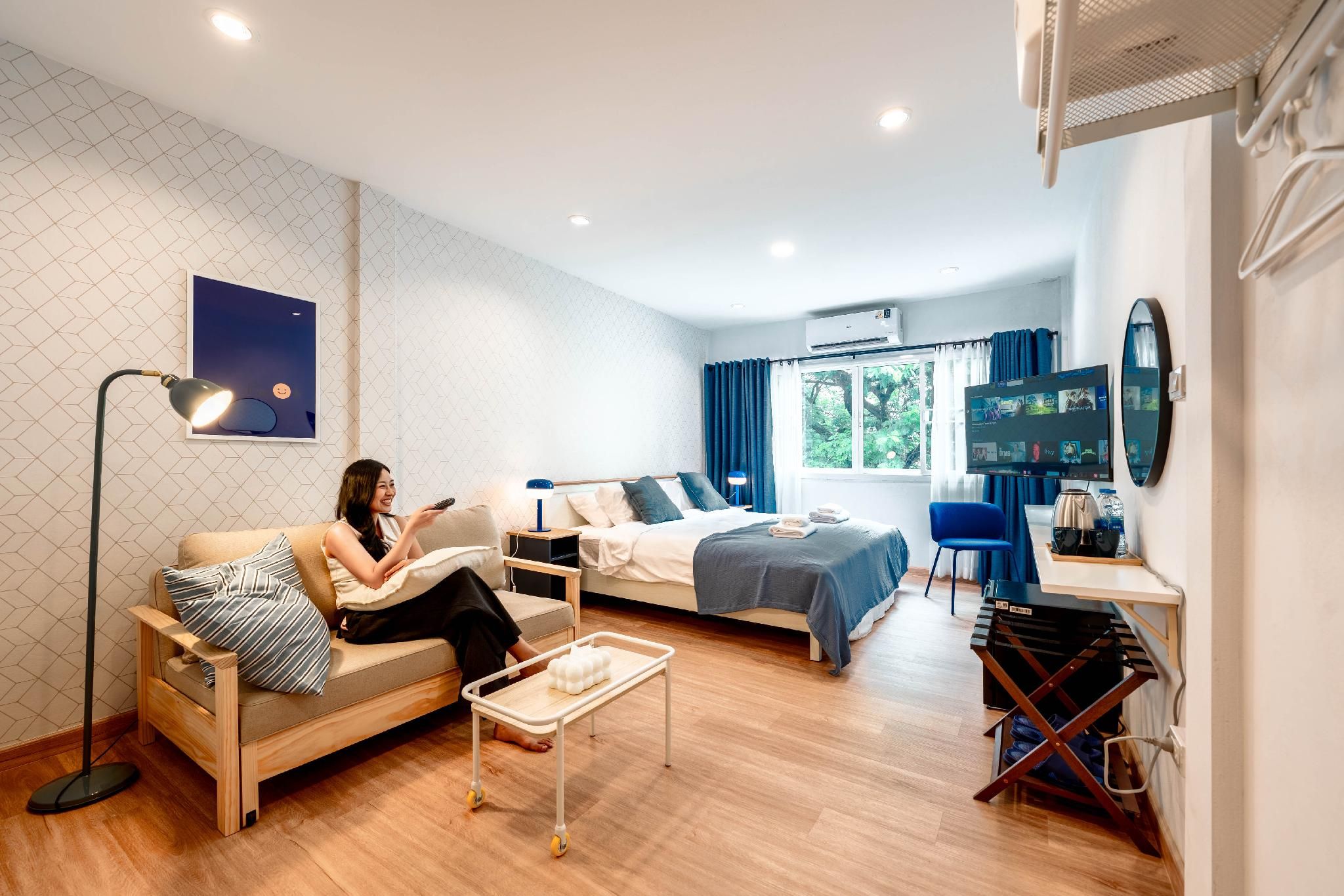 Deluxe King Room