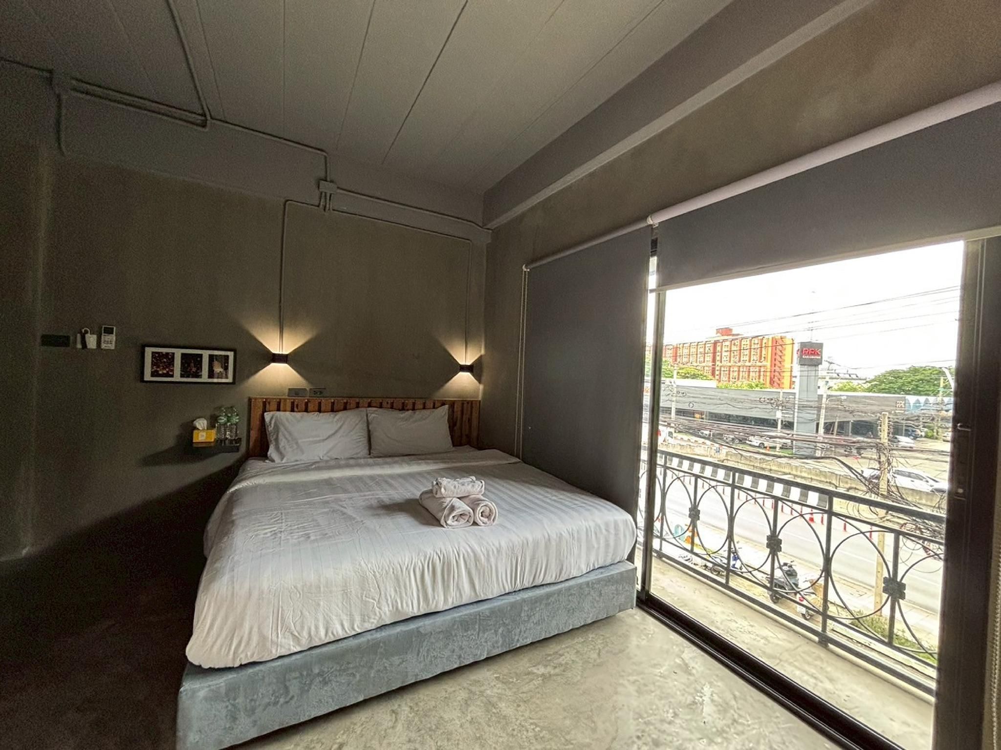 Deluxe Double with Balcony