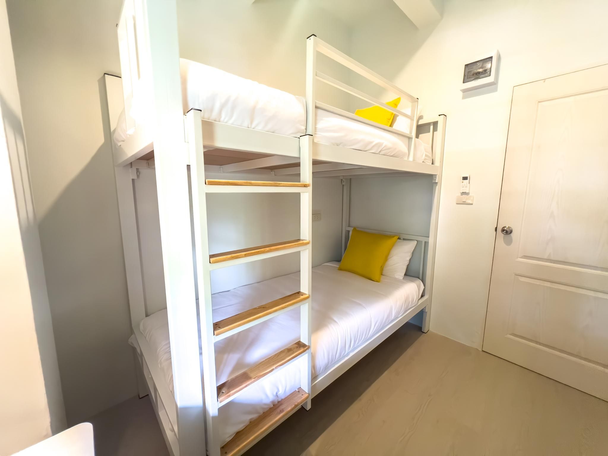 Super Economic Studio Double Bed