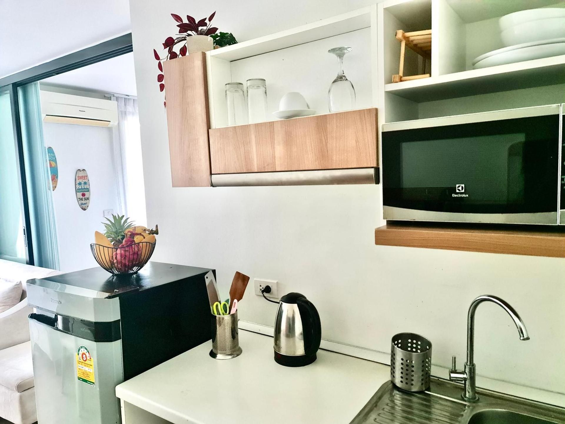 Studio in Boat Avenue One-Bedroom Apartment 3