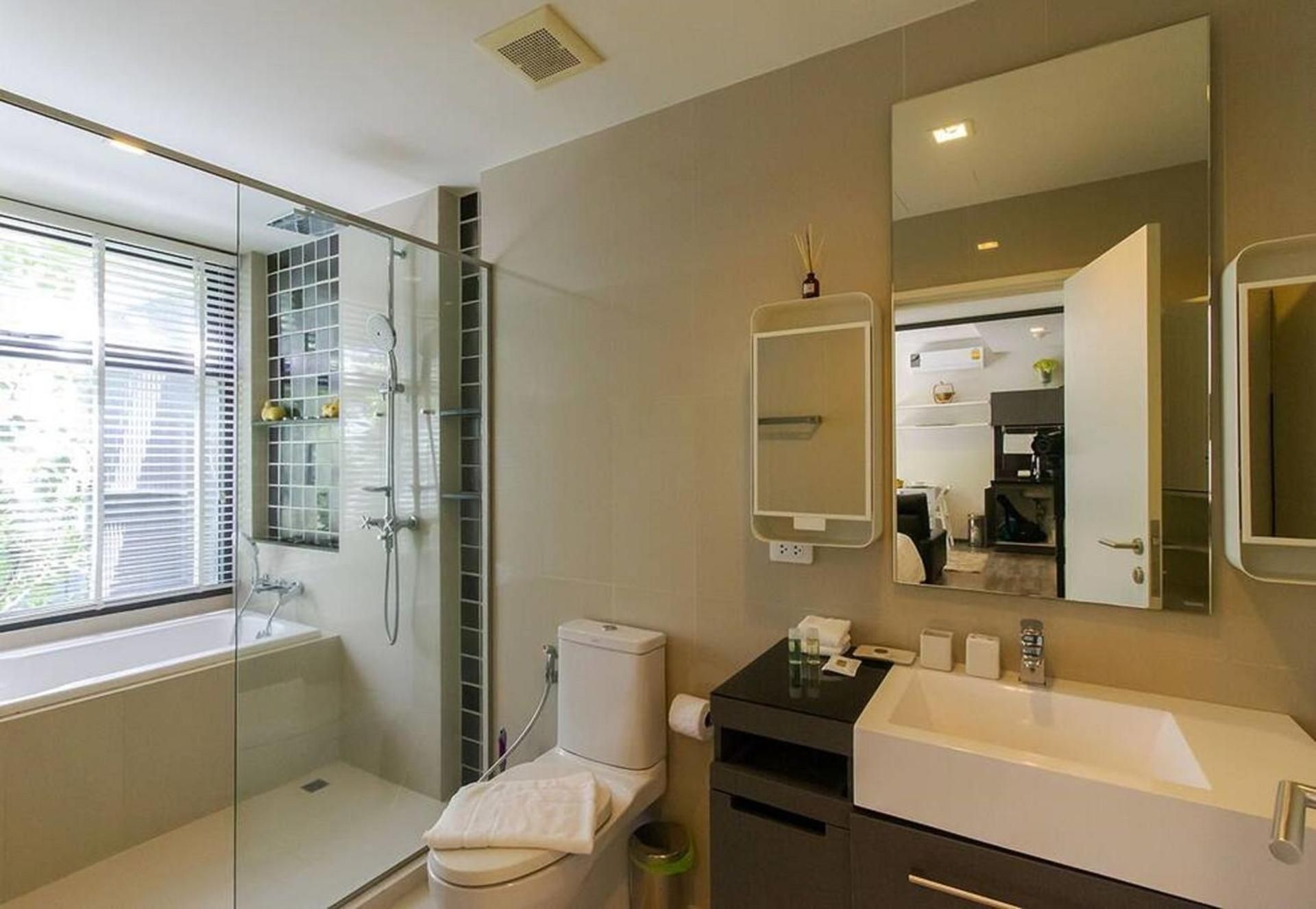 The Deck Condo Patong by VIP Two-Bedroom Suite 3