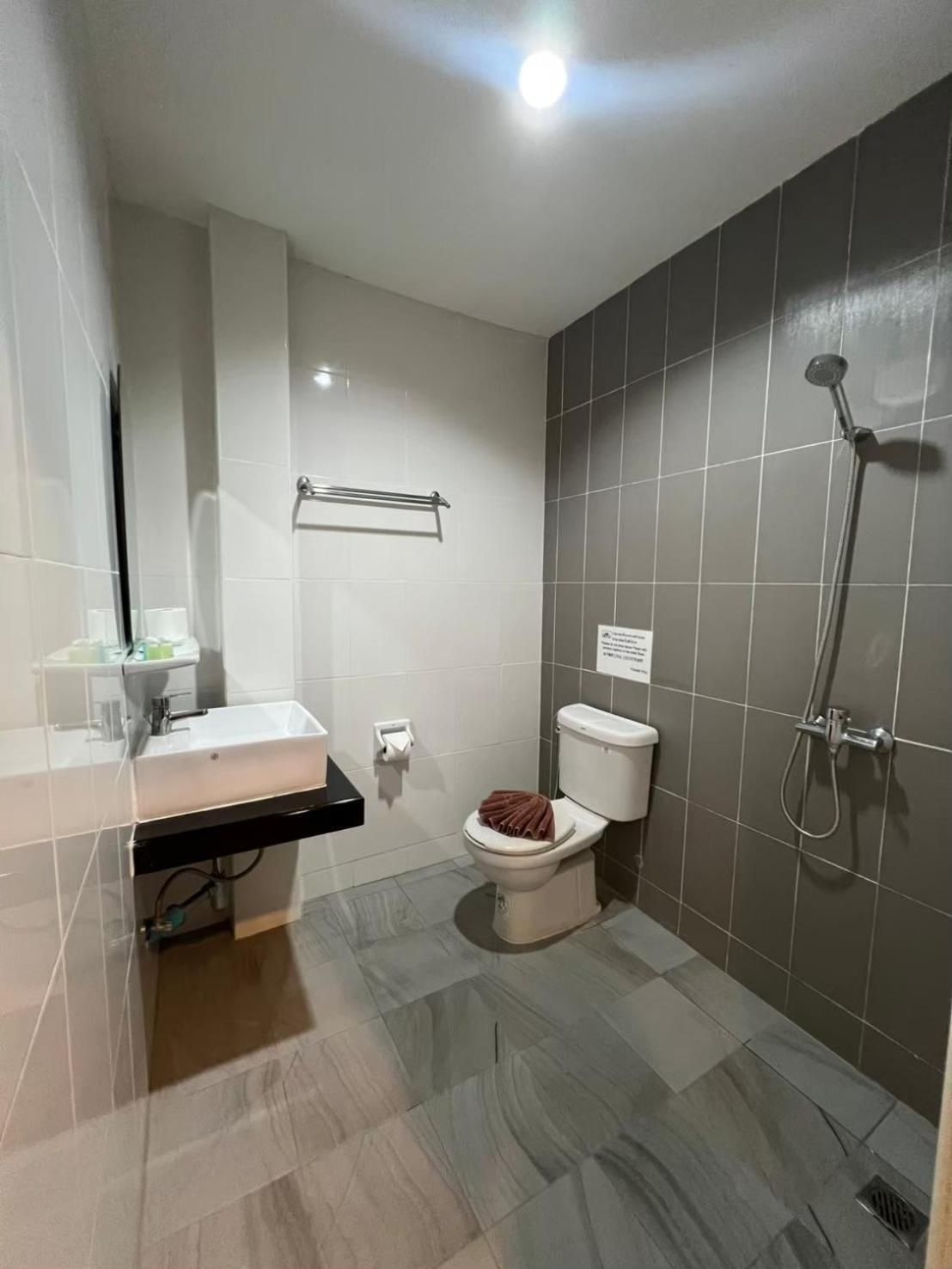 Kata Noi Bay Inn One-Bedroom Apartment 3