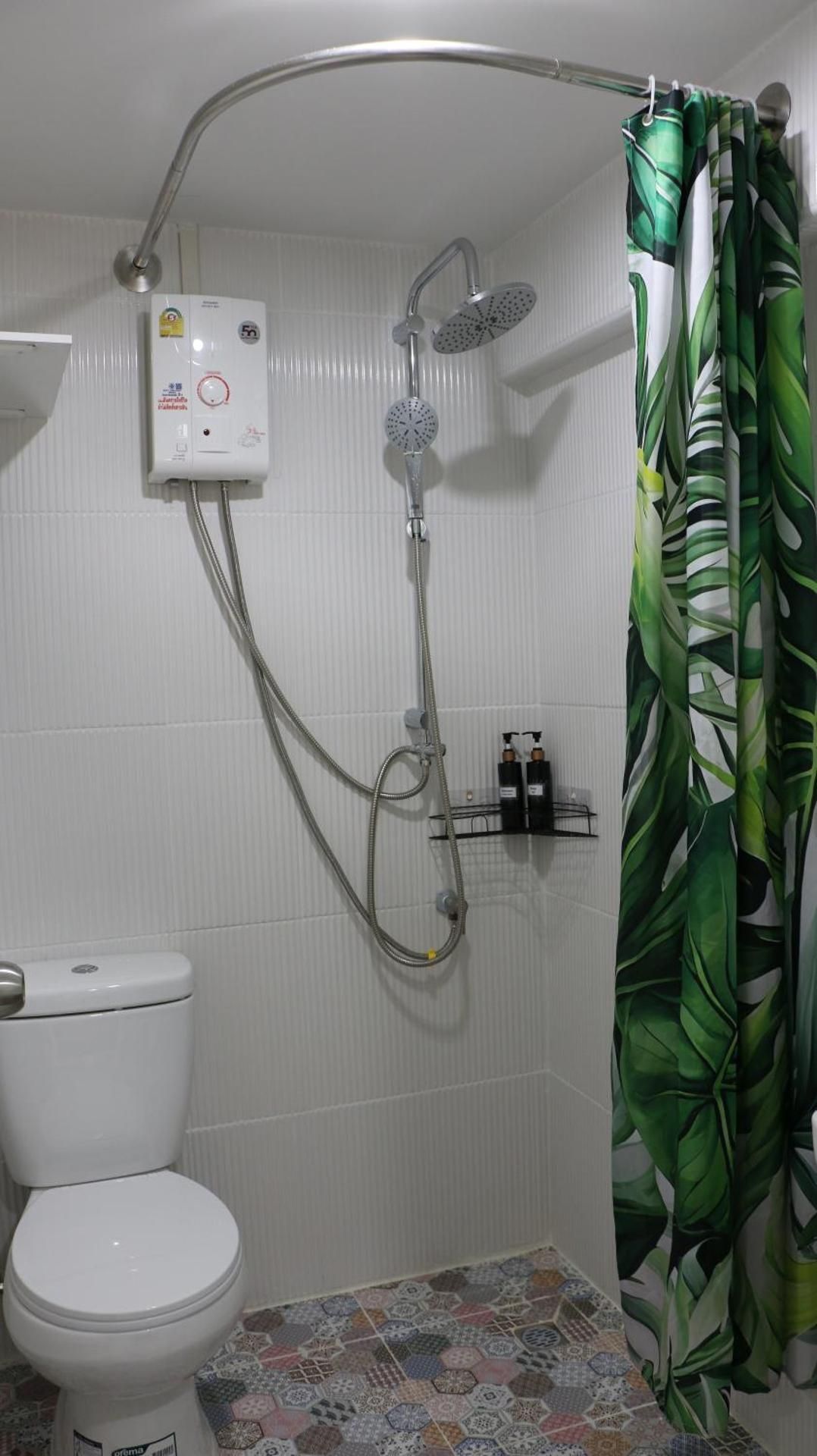 Single Bed in Mixed Dormitory Room