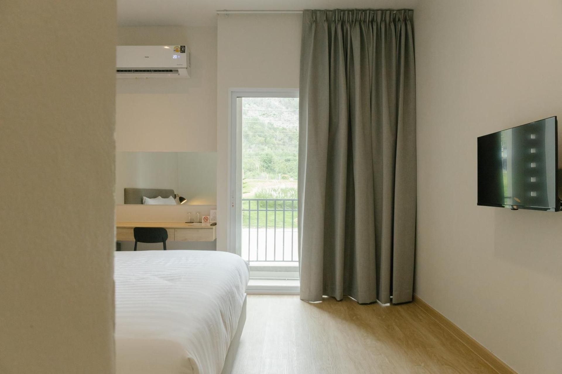 Standard - 1 Double Bed