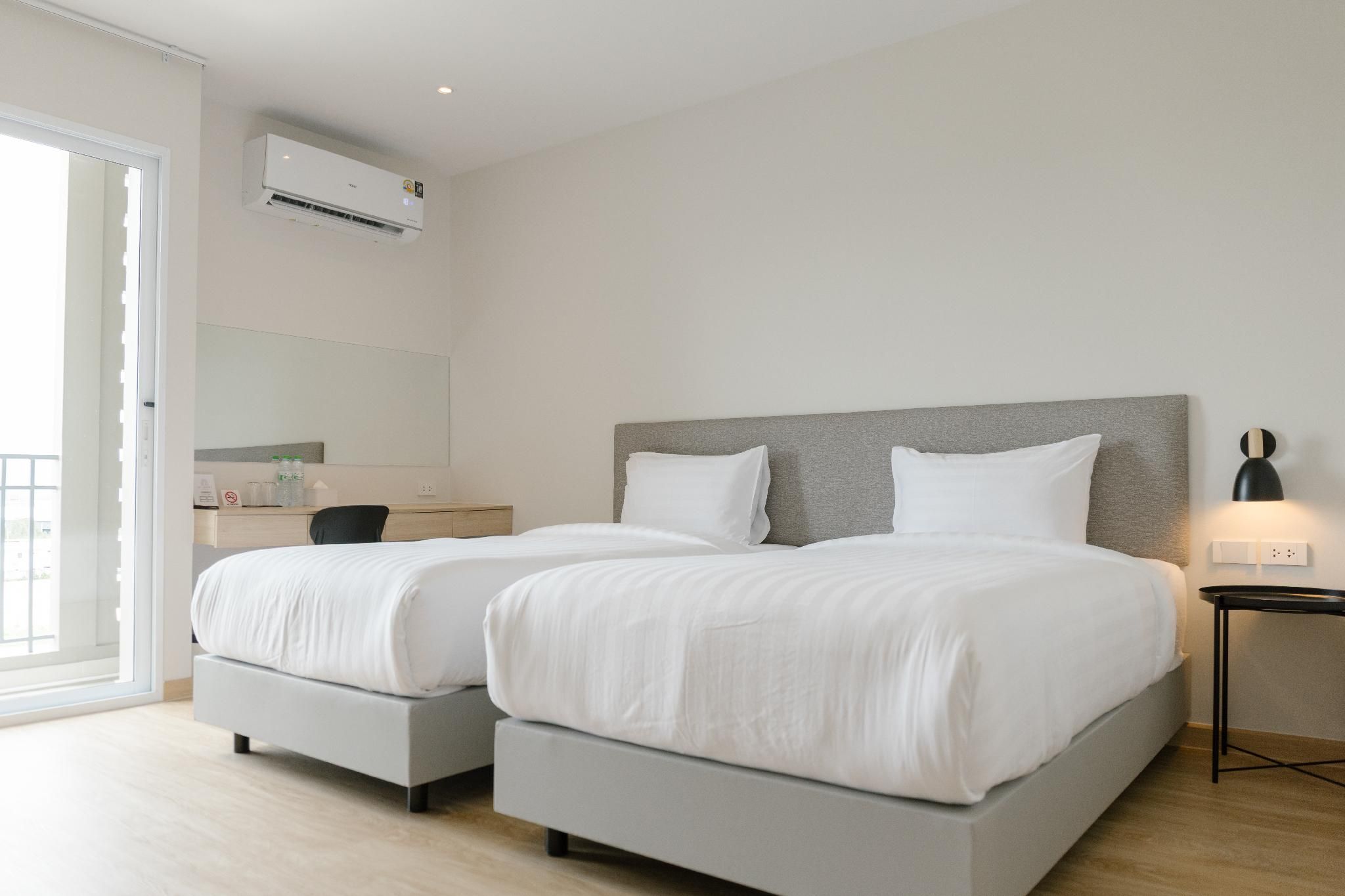 Standard Twin Bed
