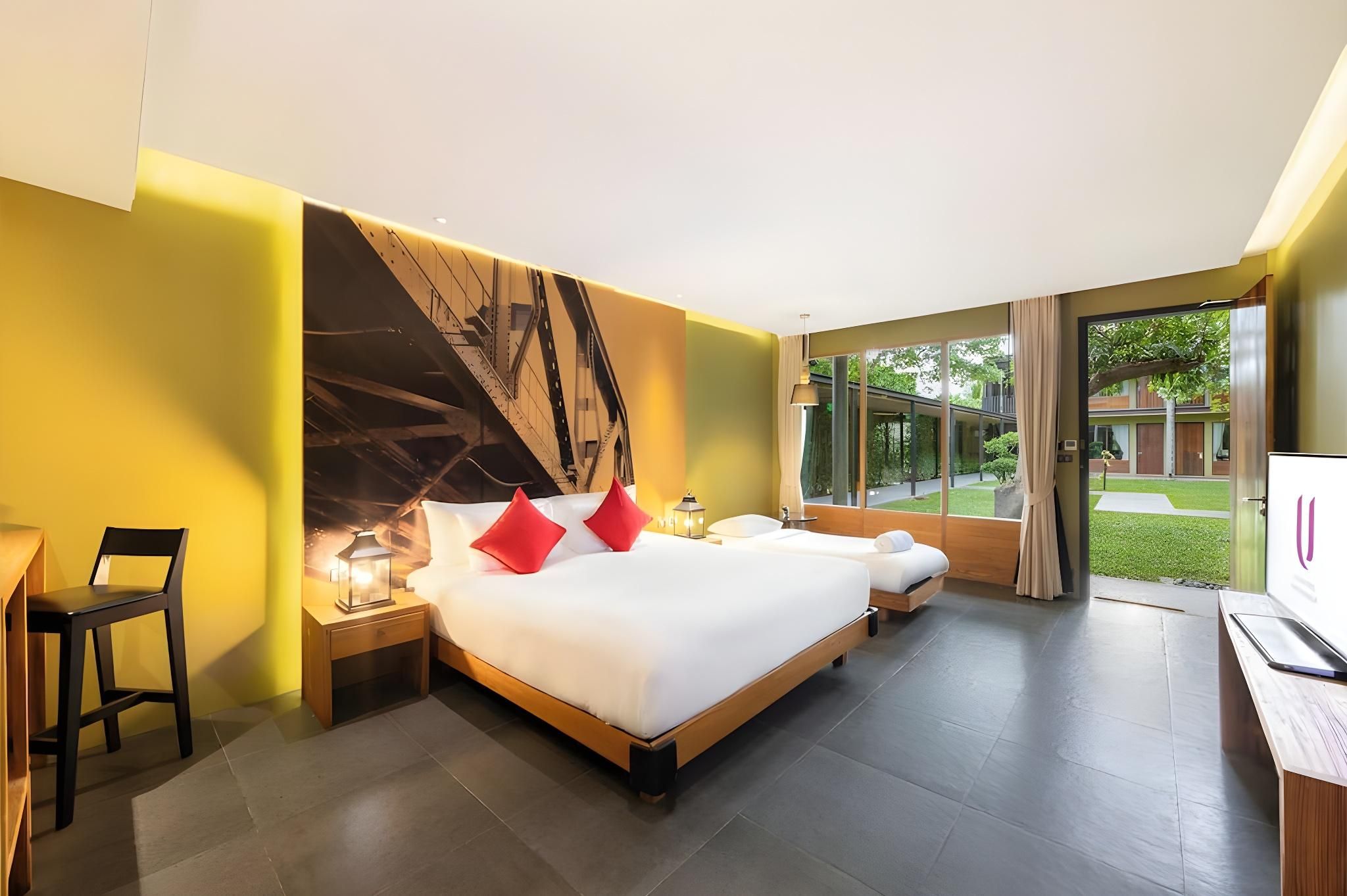 Deluxe Garden View Room