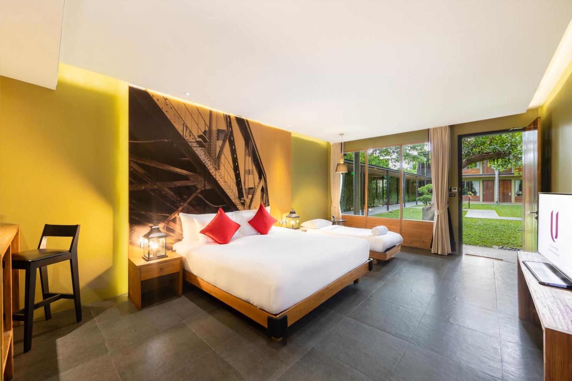 Deluxe Family Garden View ( 24 hours Use of Room )