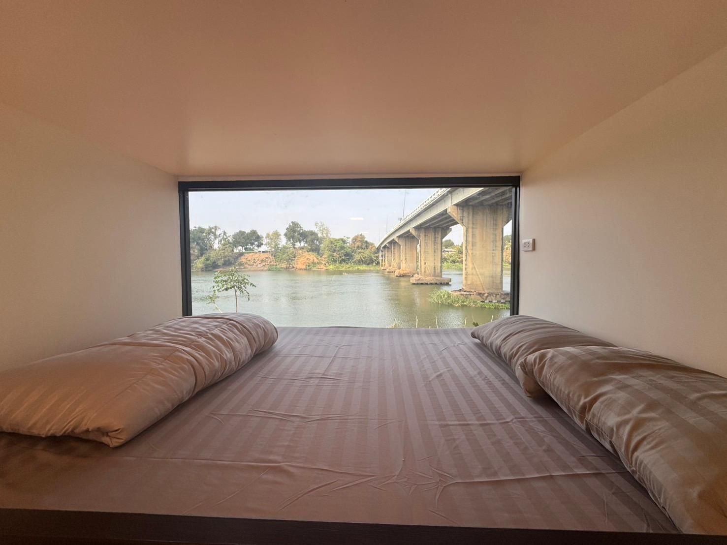 Executive River View