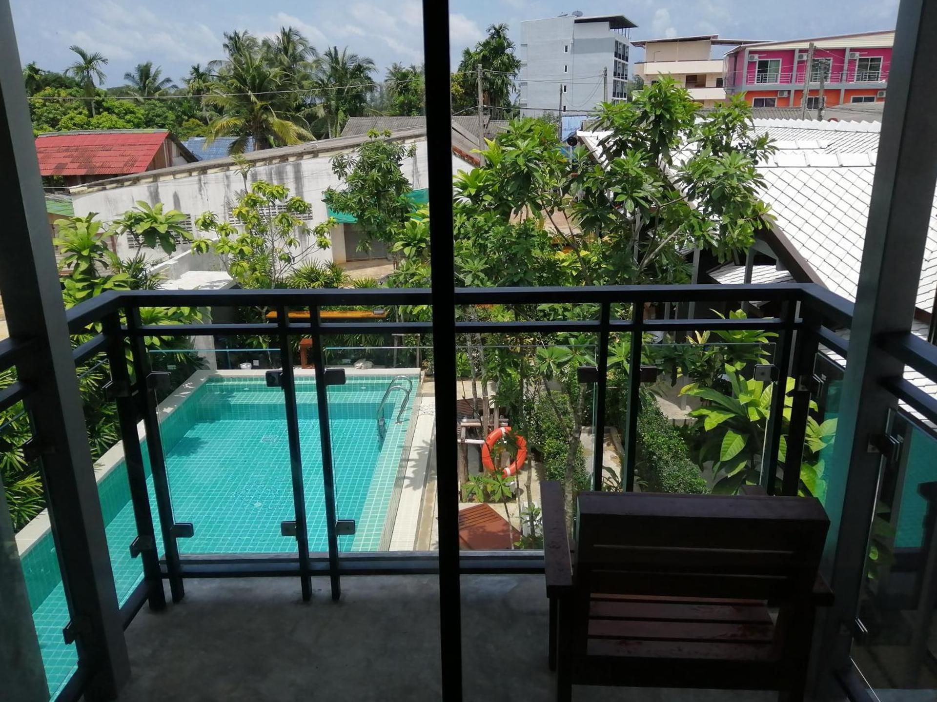 Twin Room with Pool View