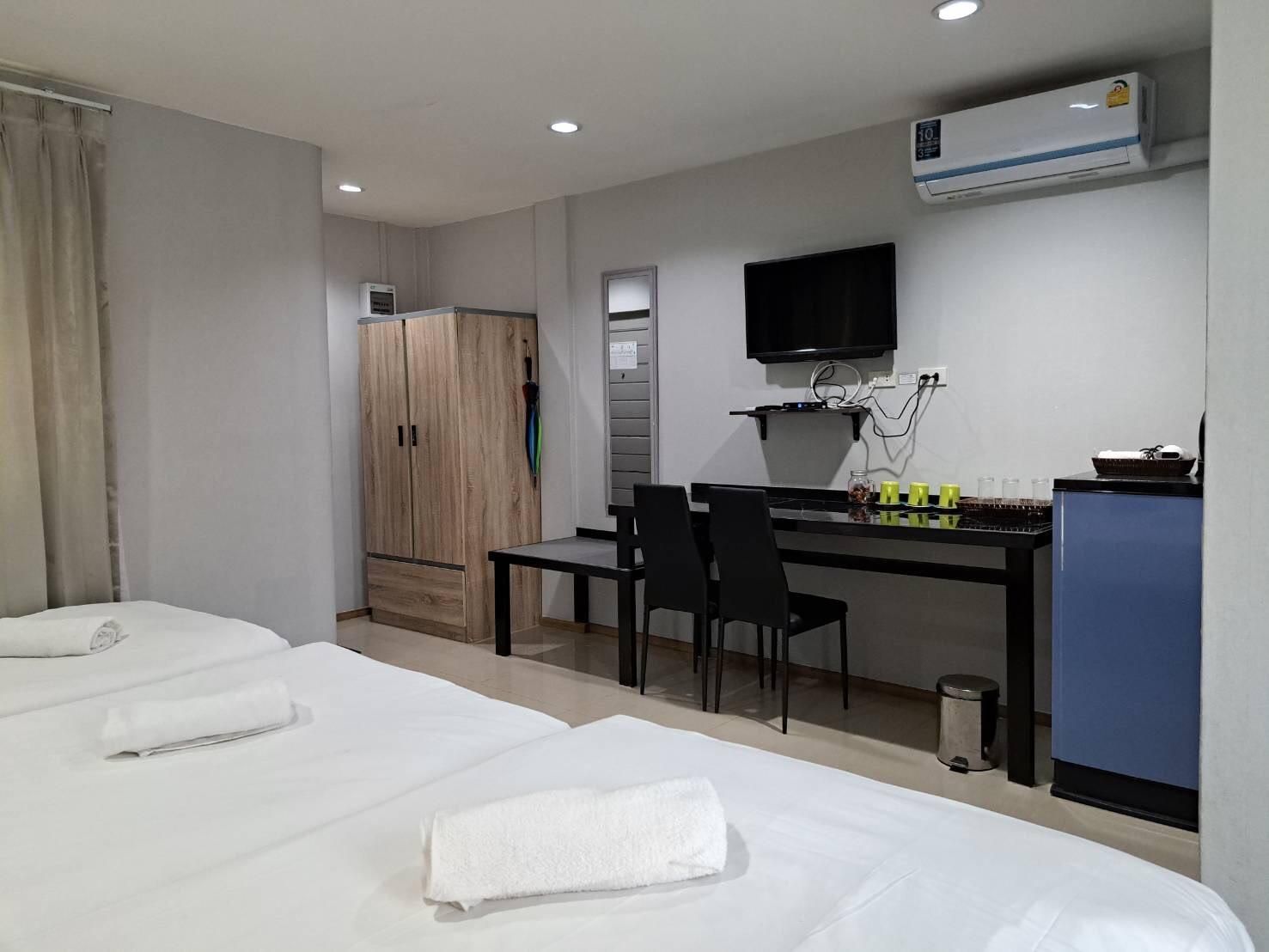 Deluxe Triple Room for 3 People