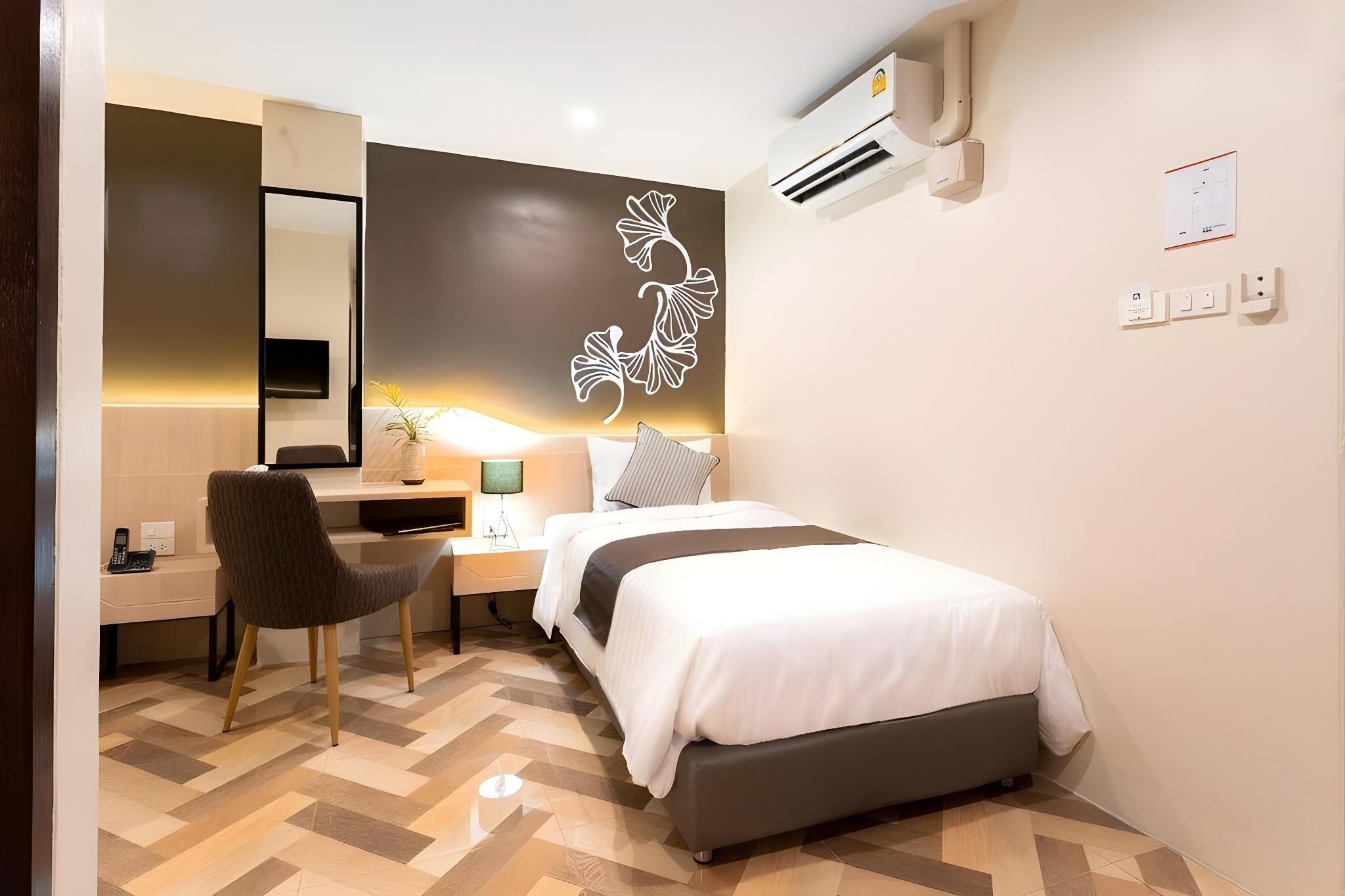 SJ Miracle Hotel Standard Room 2