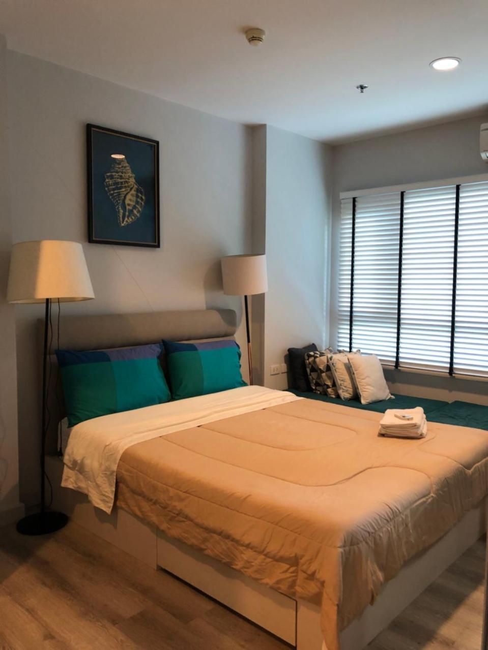 Pattaya市中心/临近海滩/无边泳池/家具齐全/24小时安保 One-Bedroom Apartment