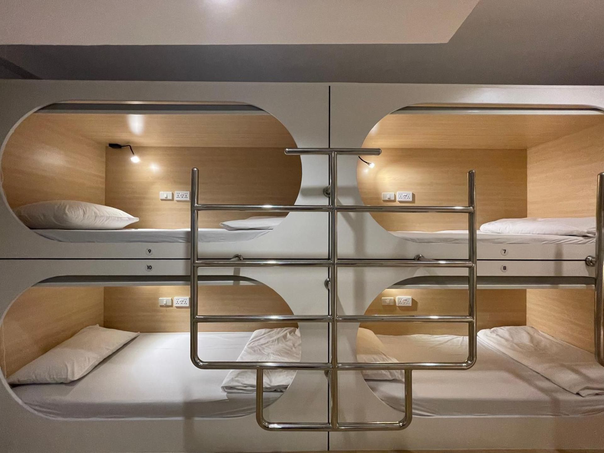 Central Pattaya Hostel Bed in 10-Bed Mixed Dormitory Room 2