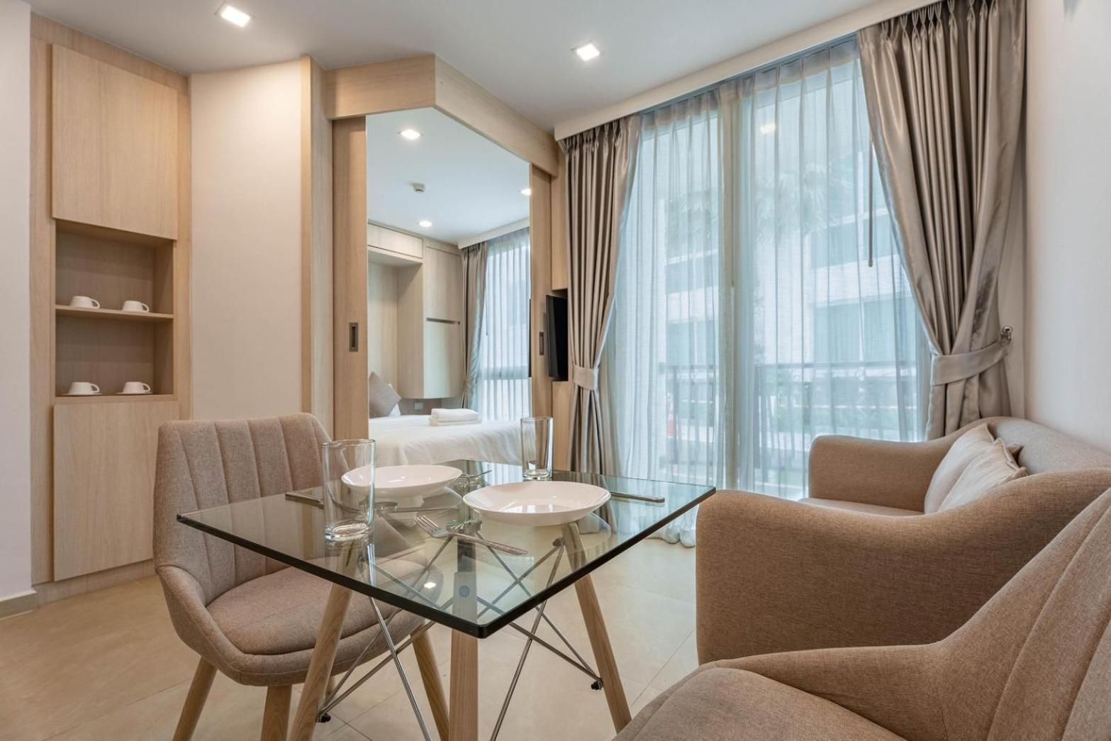 Suite with Pool Access