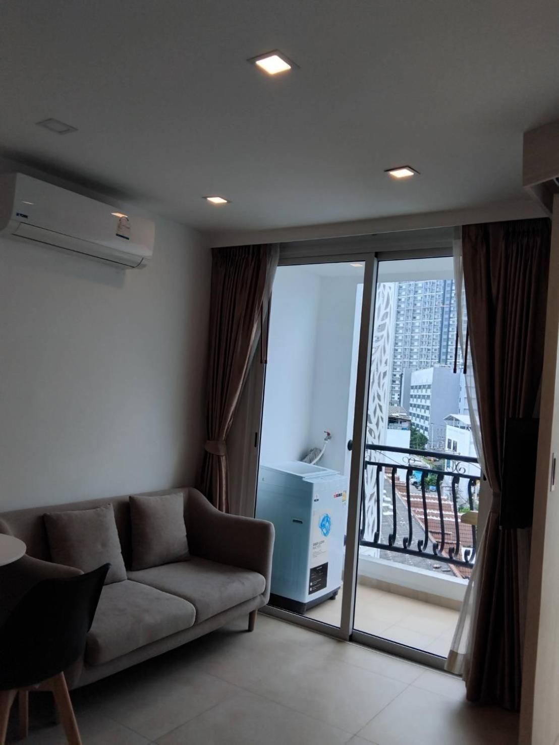 Suite with Pool View