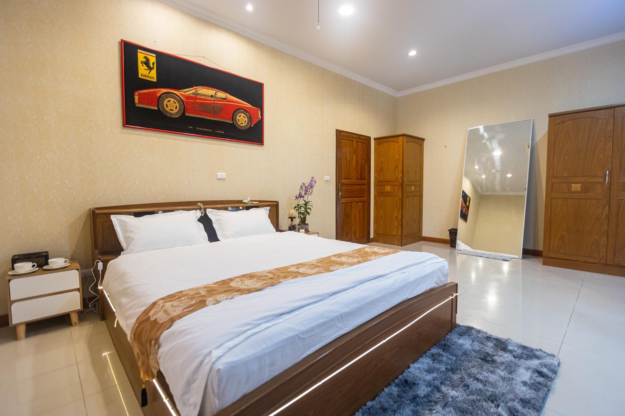 Yoori Hotel Senior Room