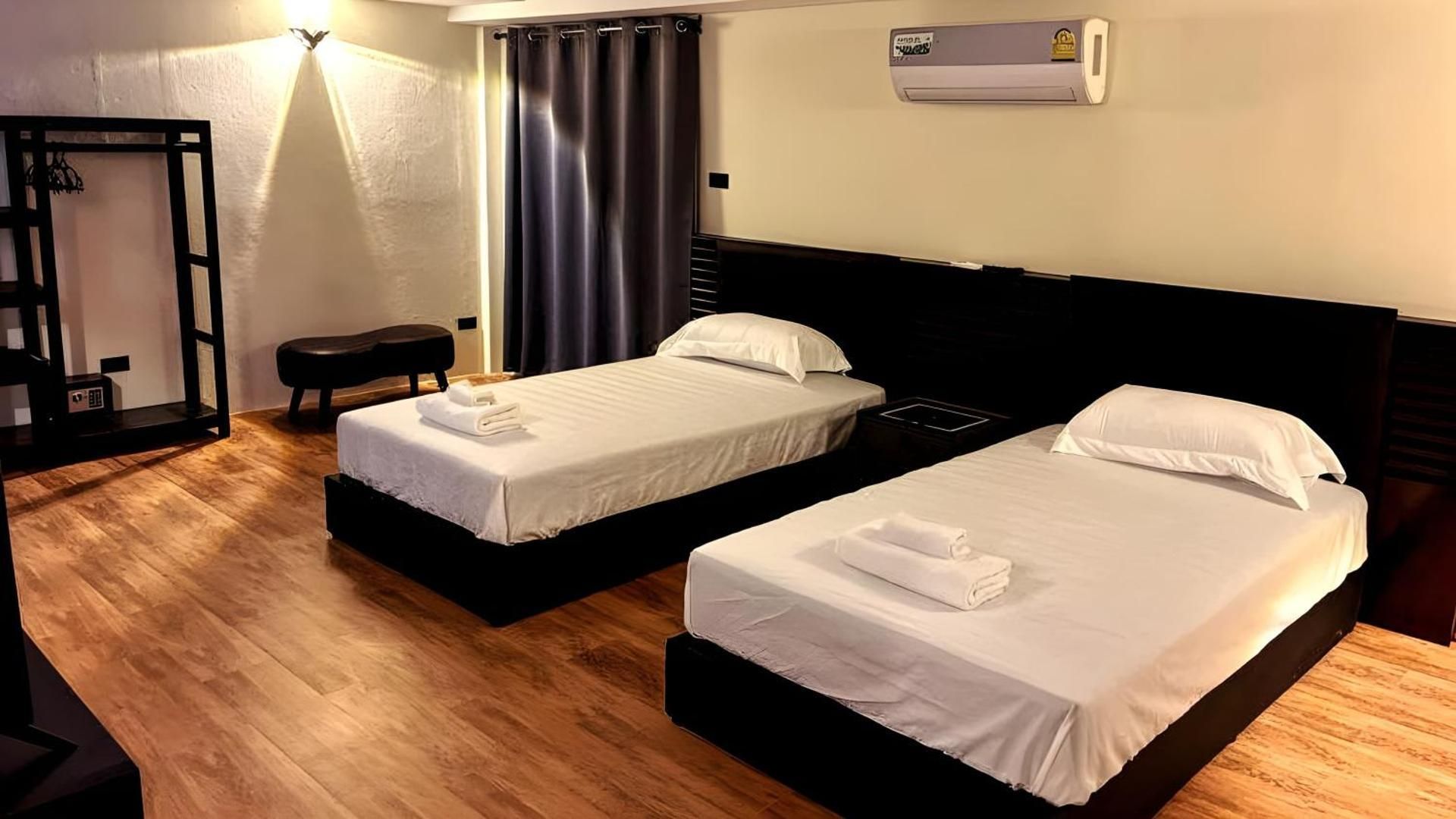 Deluxe Twin Room with Sea View