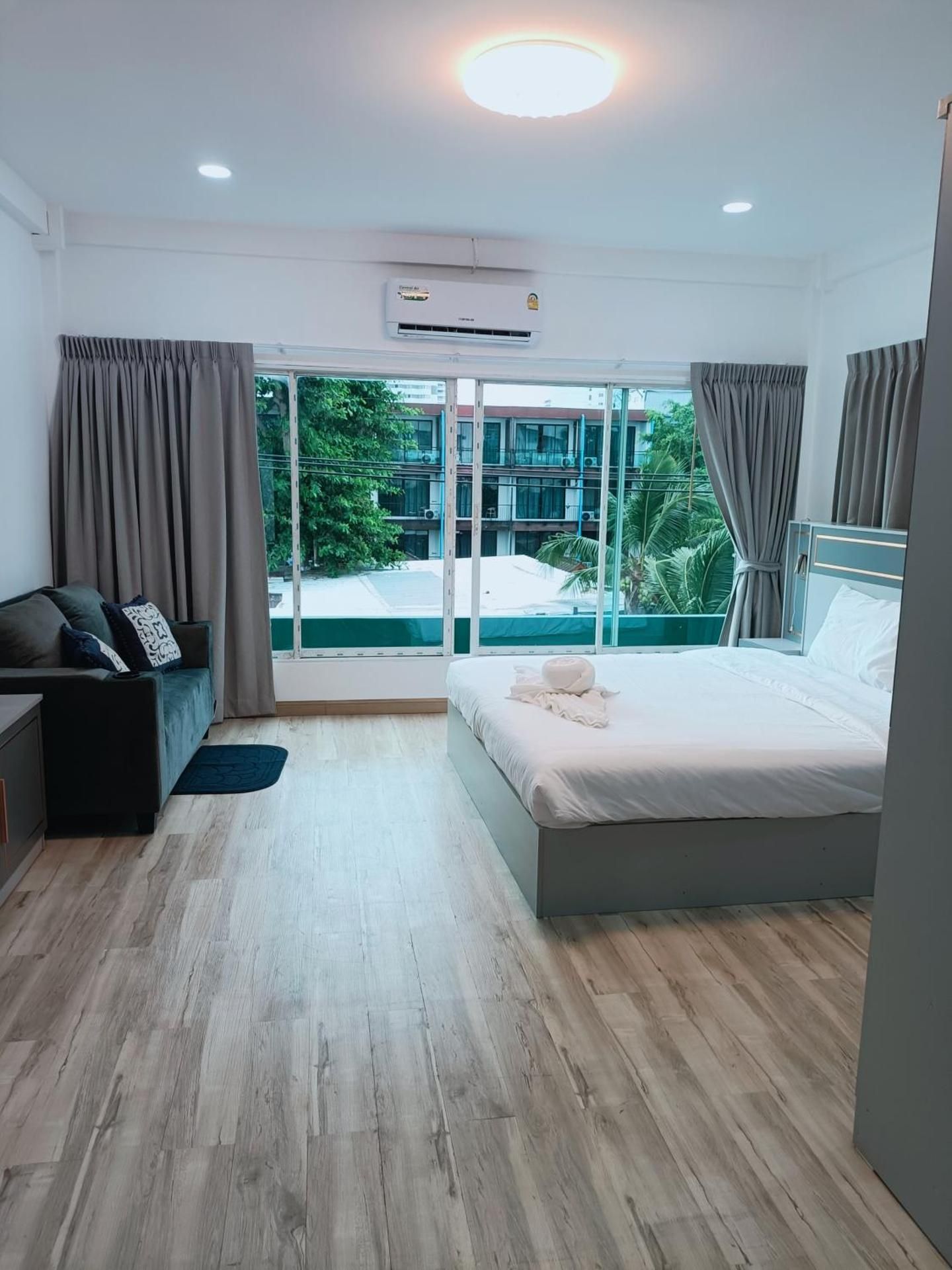 Green House Jomtien Soi 7 Apartment with View 2