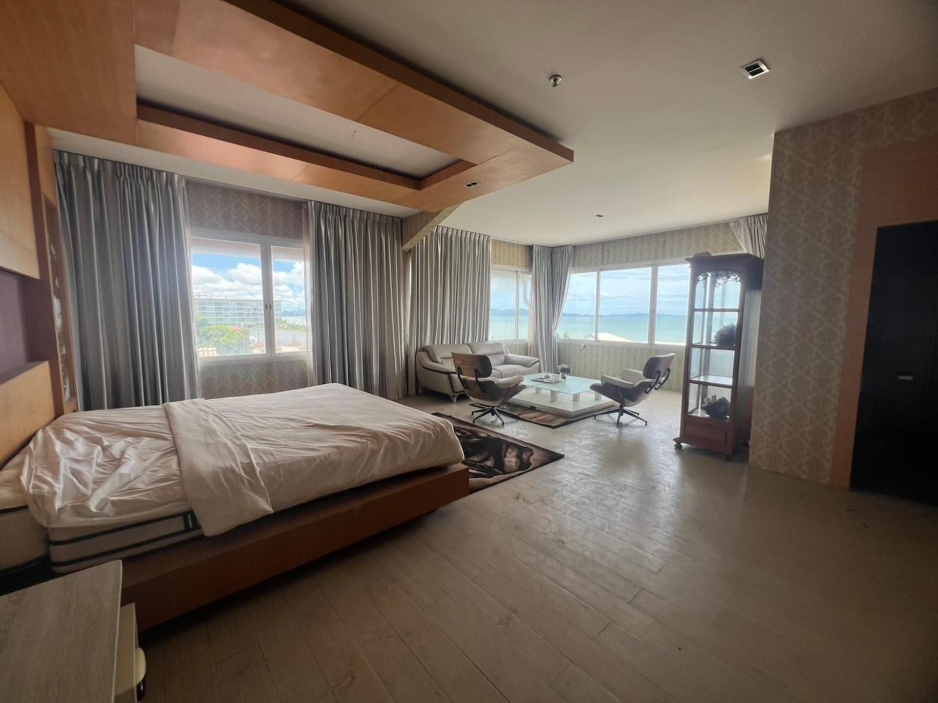 Jomtien Sands Residence Presidential Suite 2