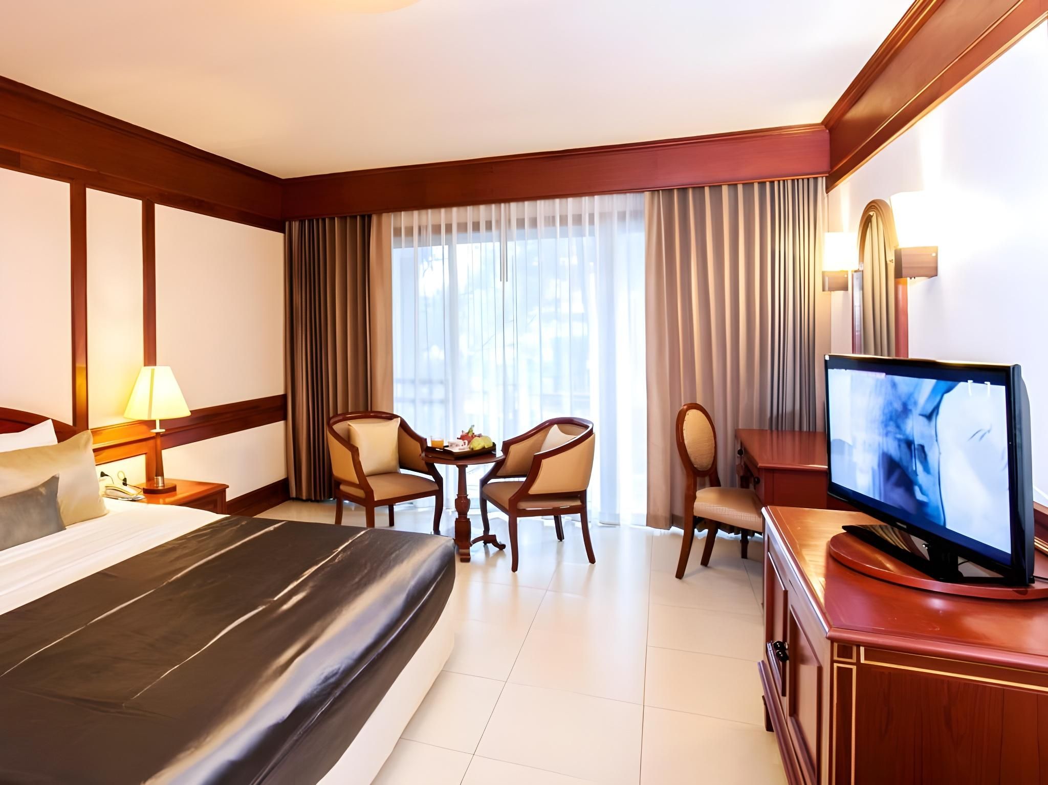 Superior King Bed
