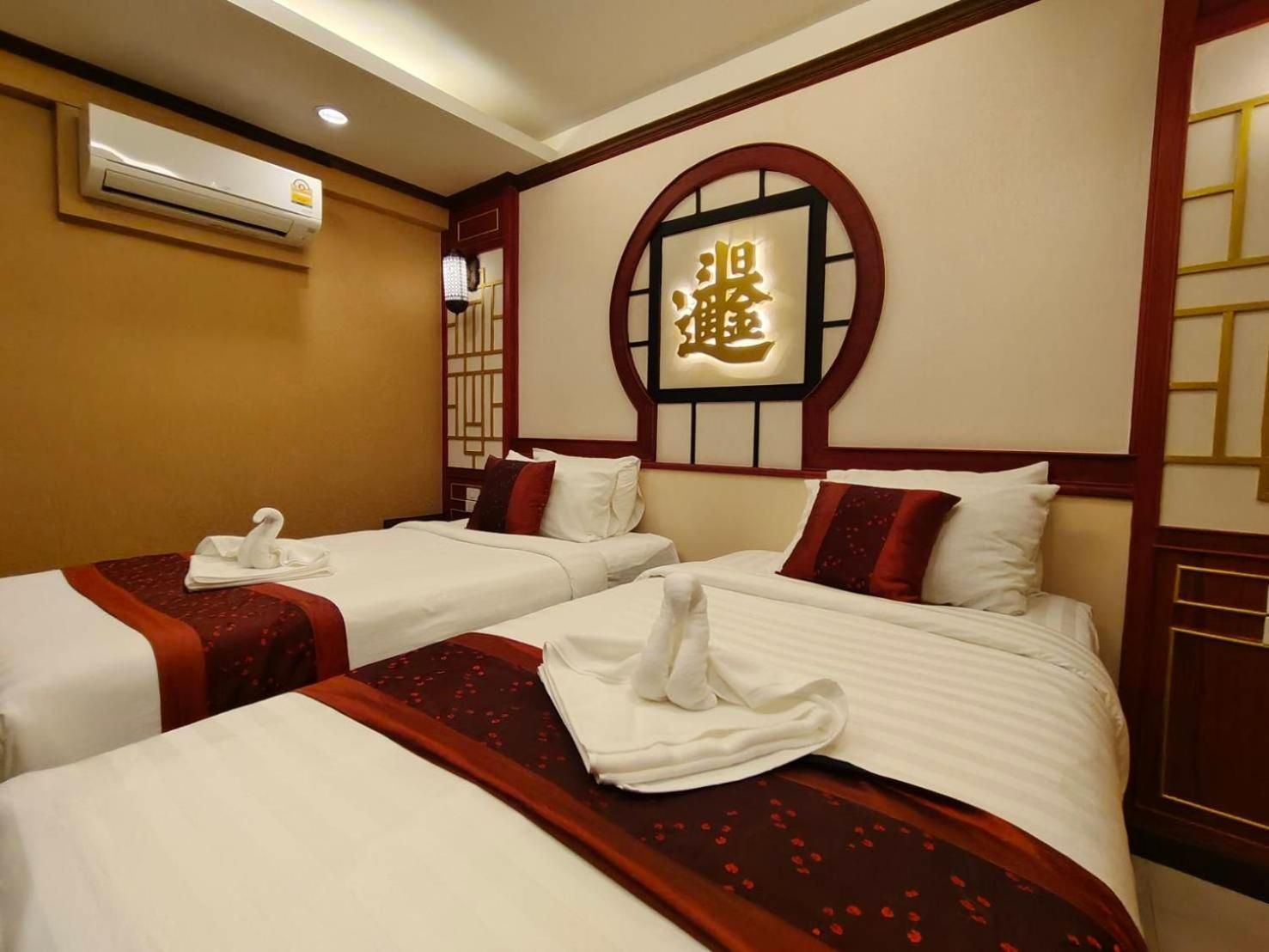 Deluxe Twin Room