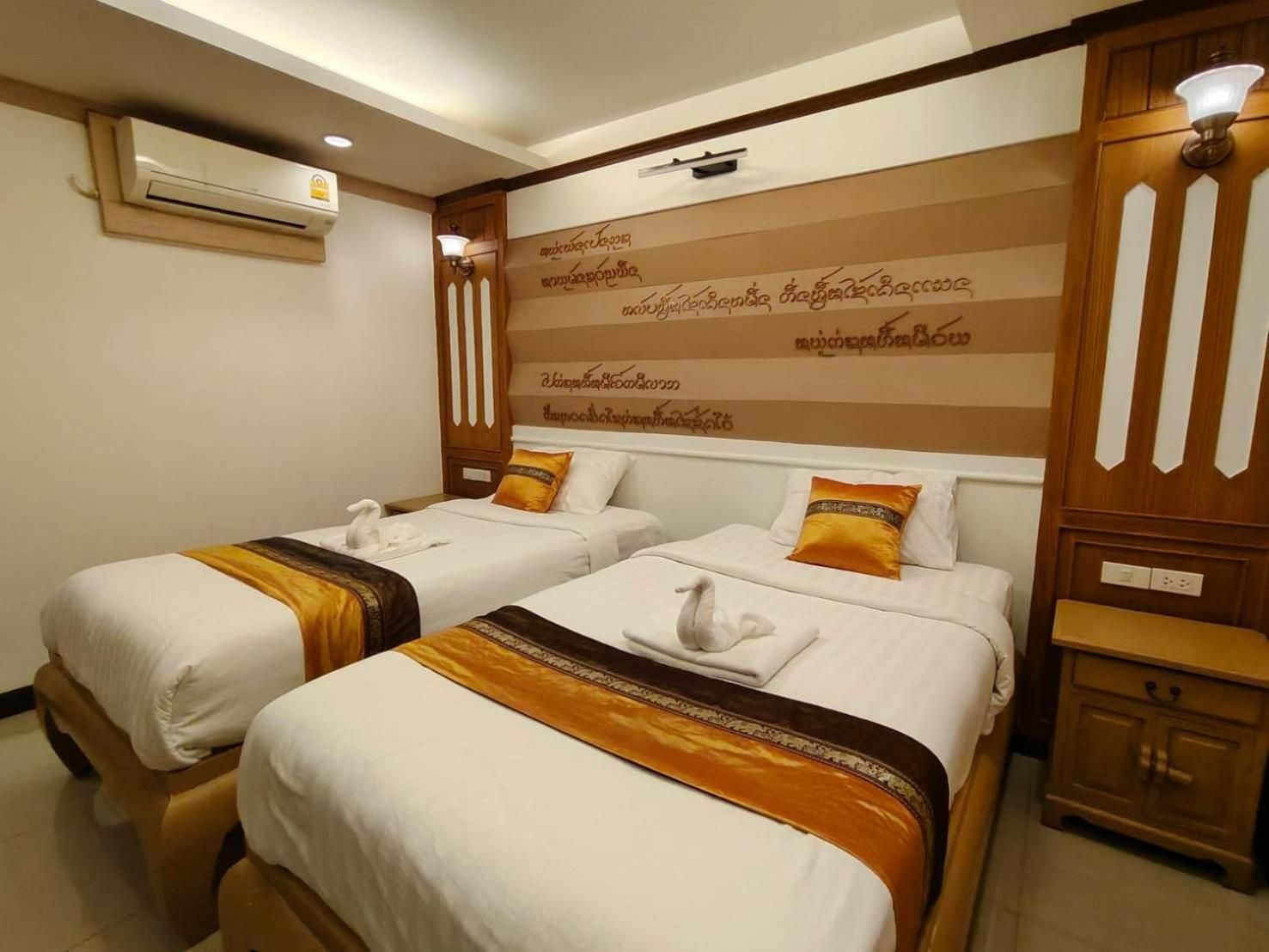 Double or Twin Room with Private Bathroom