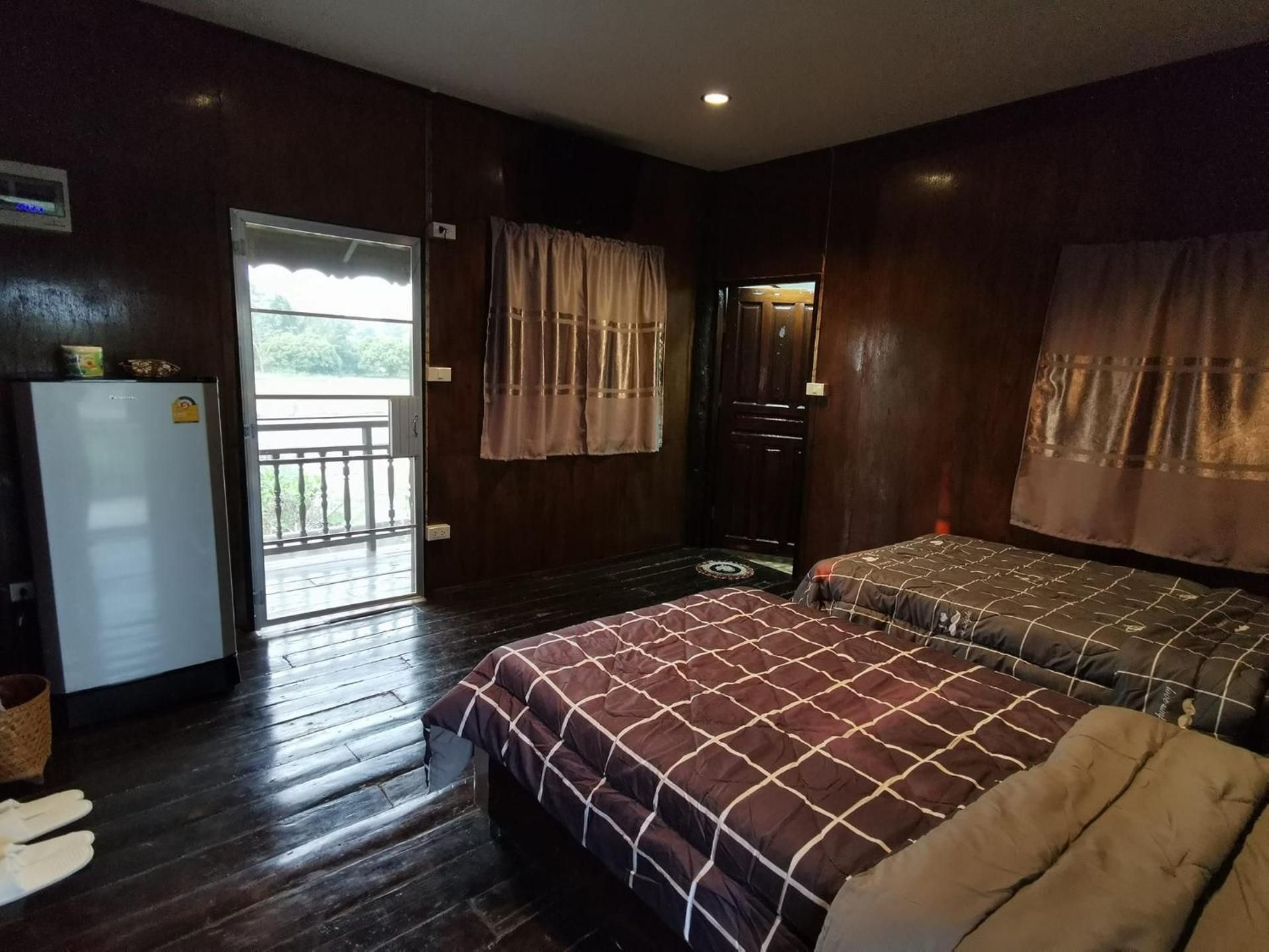 Twin Room with Balcony