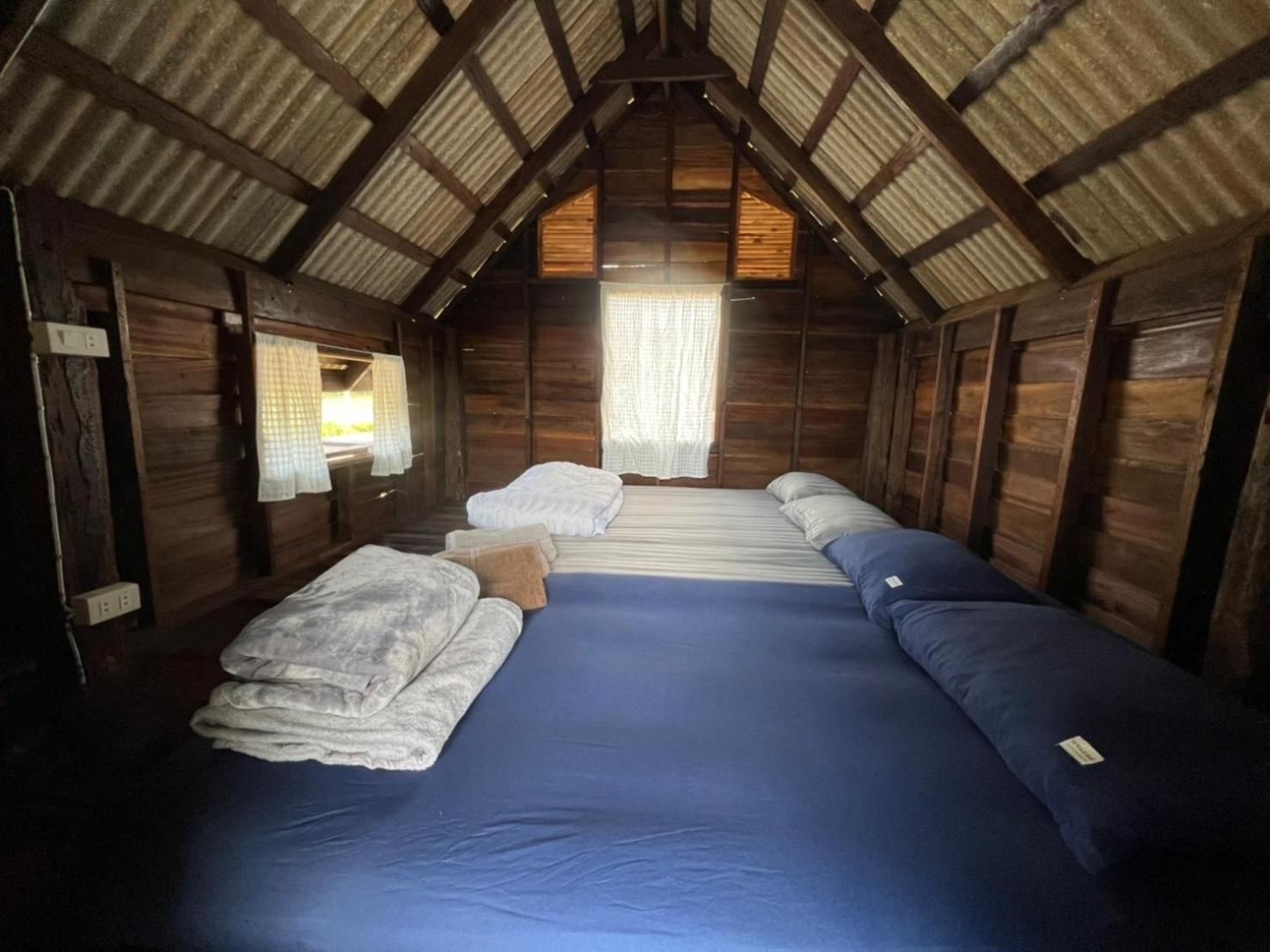Quadruple Room with Shared Bathroom