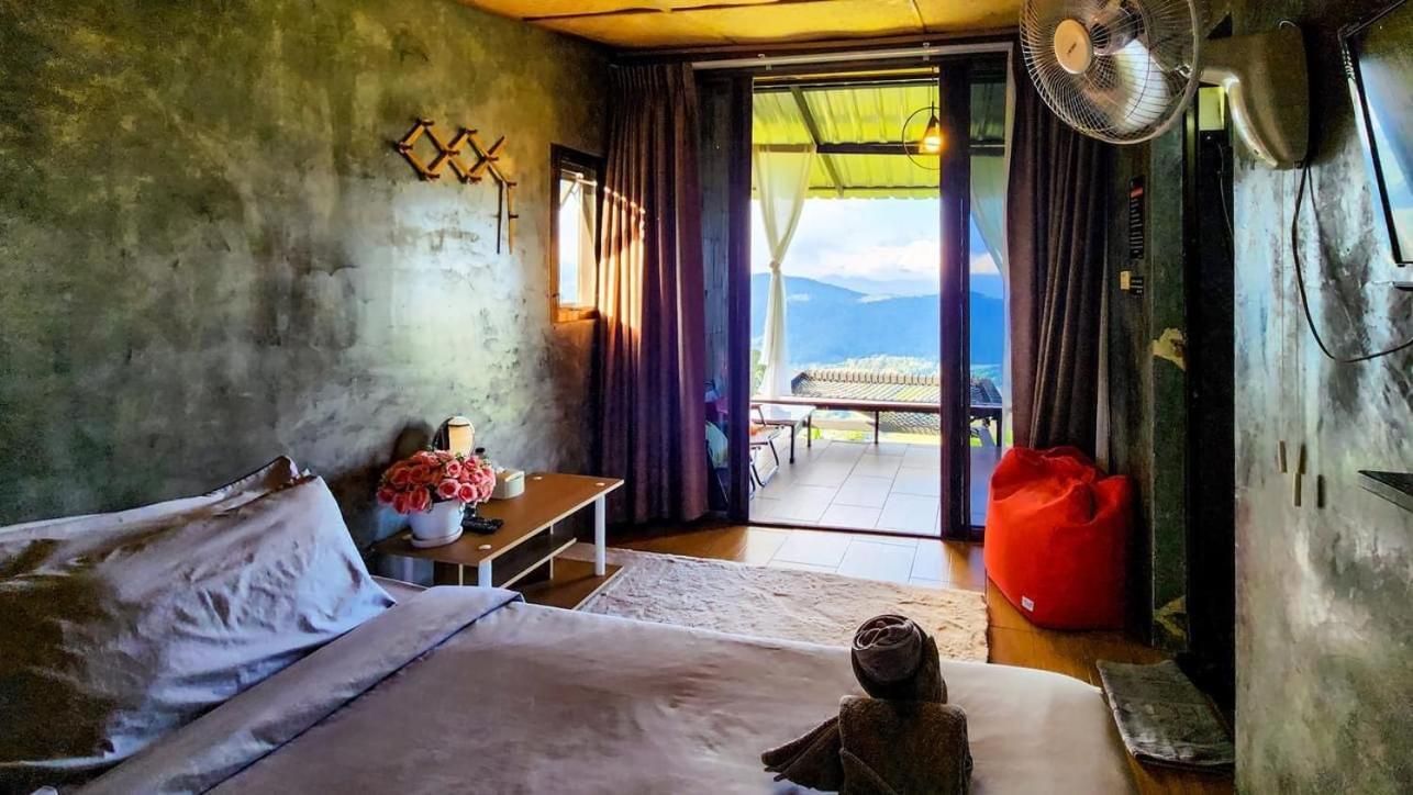 Queen Room with Balcony